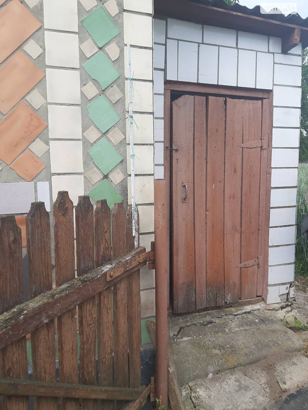 одноэтажный дом с гаражом, 74.1 кв. м, шлакобетон. Продажа в Краеве фото 1 одноэтажный дом с гаражом, 74.1 кв. м, шлакобетон. Продажа в Краеве фото 1