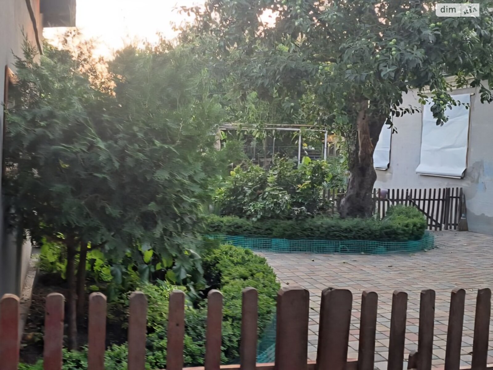 одноэтажный дом с гаражом, 105.5 кв. м, кирпич. Продажа в Краматорске район Старый город фото 1