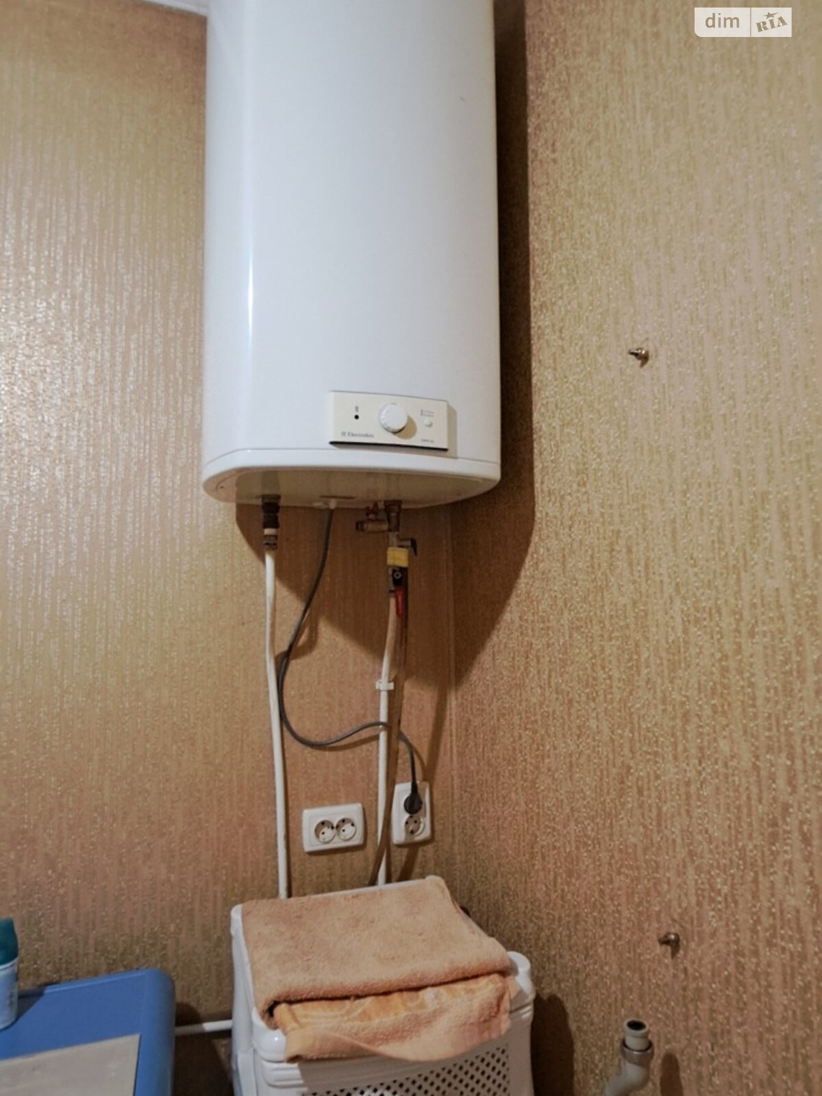 одноэтажный дом с гаражом, 105.5 кв. м, кирпич. Продажа в Краматорске район Старый город фото 1