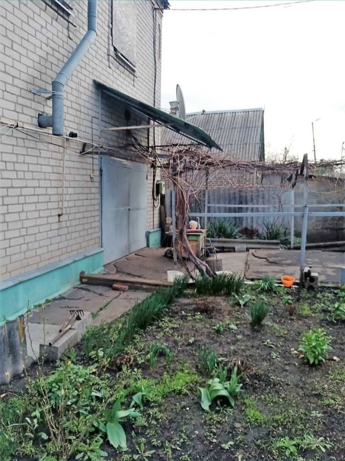 двухэтажный дом с балконом, 141.2 кв. м, кирпич. Продажа в Краматорске фото 1 двухэтажный дом с балконом, 141.2 кв. м, кирпич. Продажа в Краматорске фото 1