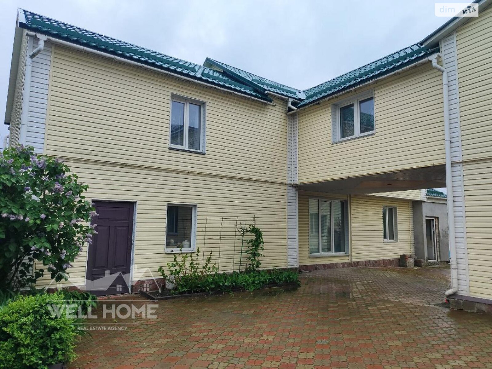 двоповерховий будинок з гаражем, 335.8 кв. м, цегла. Продаж у Красилівці фото 1 двоповерховий будинок з гаражем, 335.8 кв. м, цегла. Продаж у Красилівці фото 1