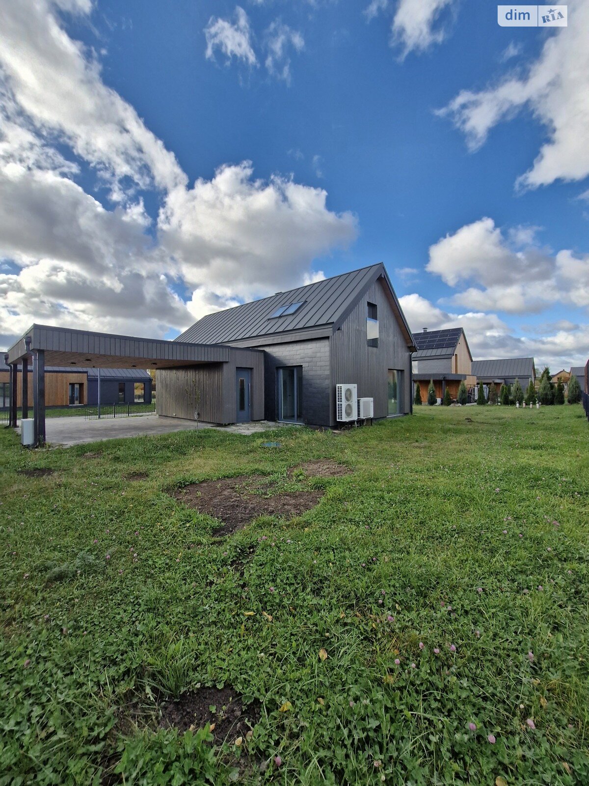 двоповерховий будинок з меблями, 145.8 кв. м, керамічна цегла. Продаж у Красилівці фото 1