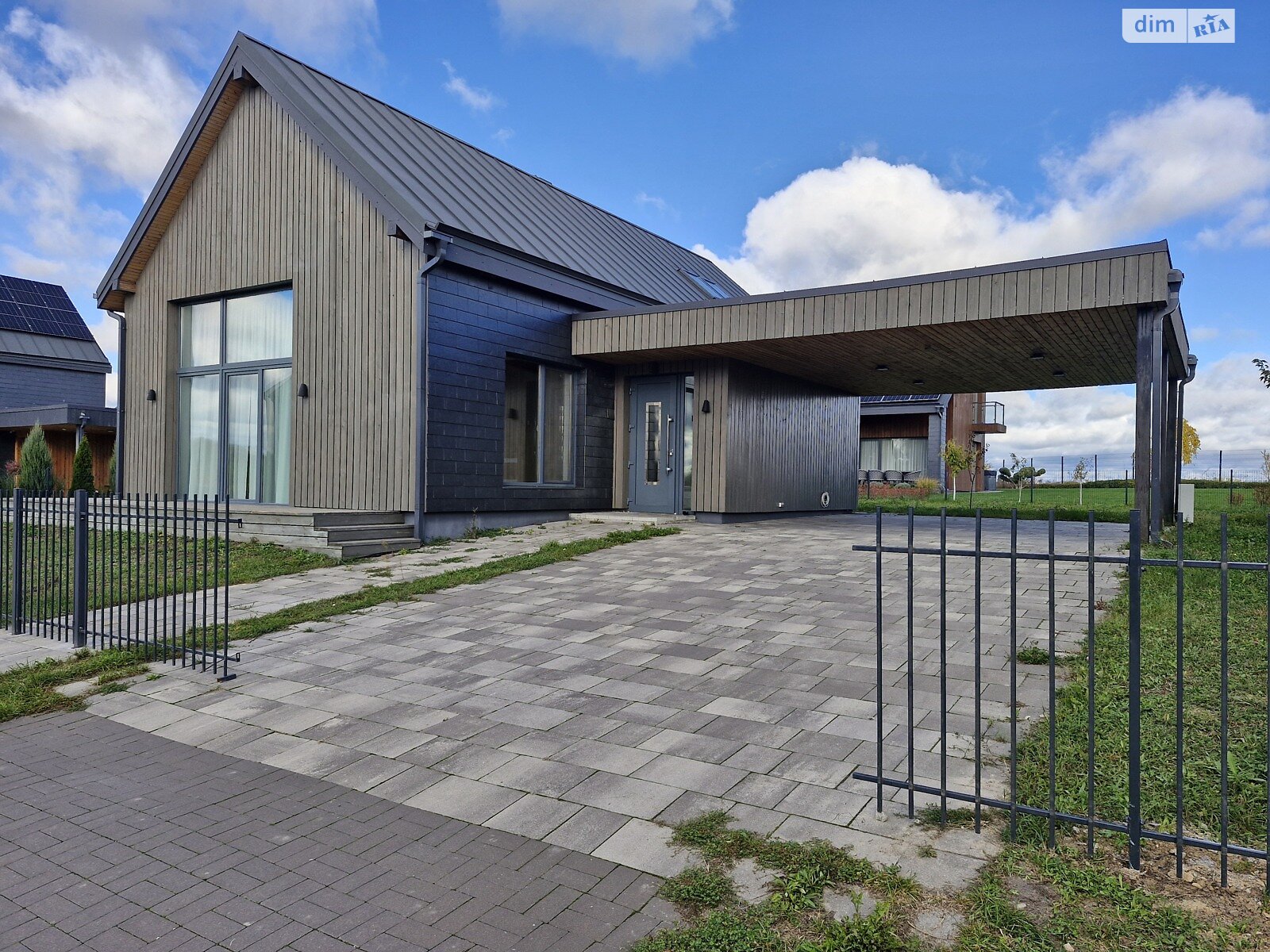 двоповерховий будинок з меблями, 145.8 кв. м, керамічна цегла. Продаж у Красилівці фото 1