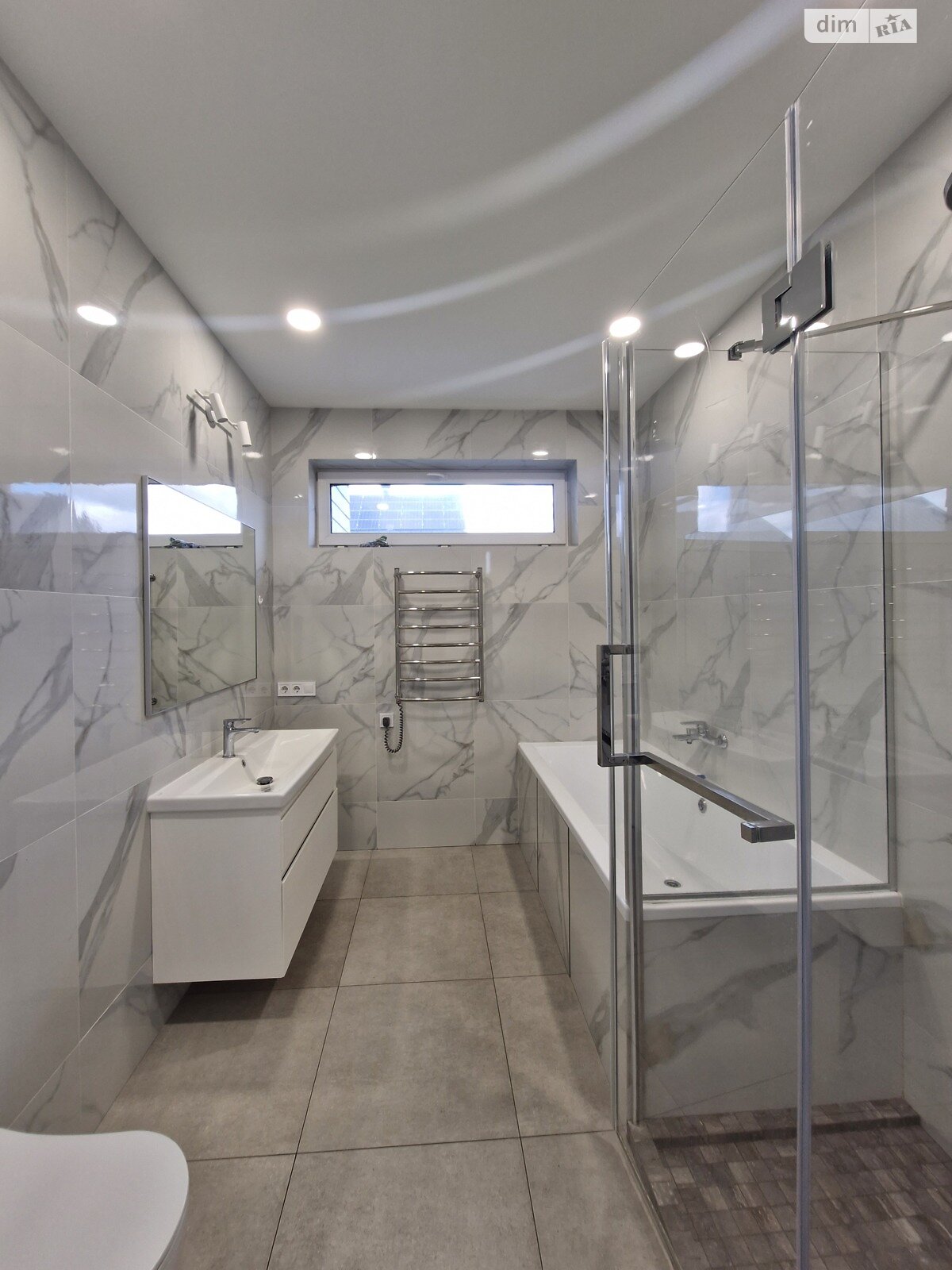 двоповерховий будинок з меблями, 145.8 кв. м, керамічна цегла. Продаж у Красилівці фото 1