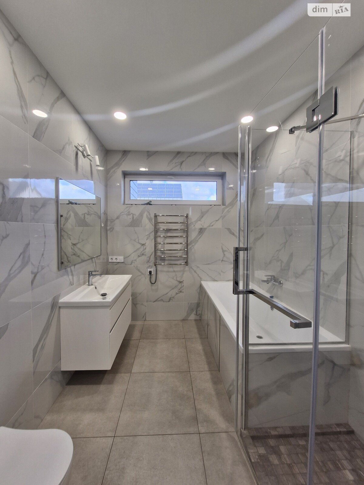 двоповерховий будинок з меблями, 145.8 кв. м, керамічна цегла. Продаж у Красилівці фото 1