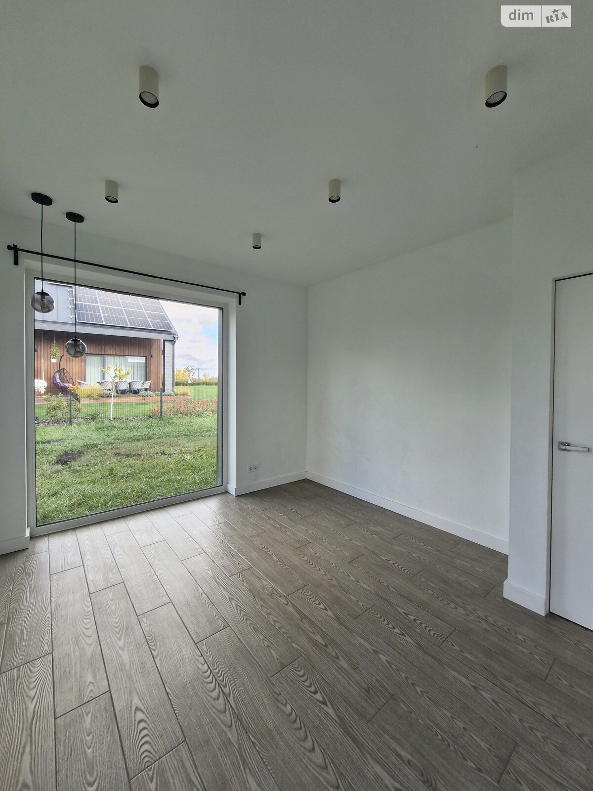 двоповерховий будинок з меблями, 145.8 кв. м, керамічна цегла. Продаж у Красилівці фото 1