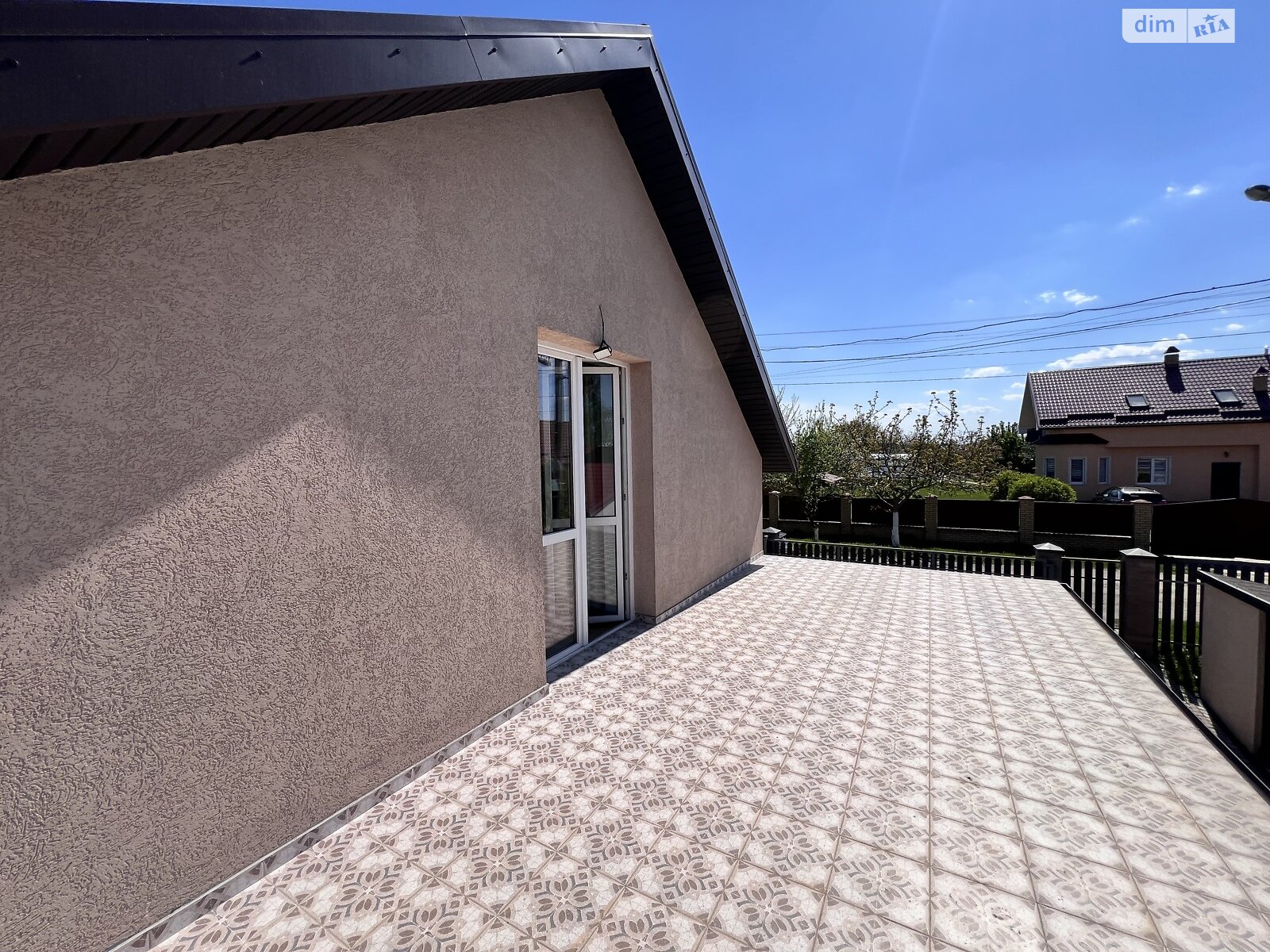 двоповерховий будинок з гаражем, 250 кв. м, цегла. Продаж у Красилівці фото 1 двоповерховий будинок з гаражем, 250 кв. м, цегла. Продаж у Красилівці фото 1