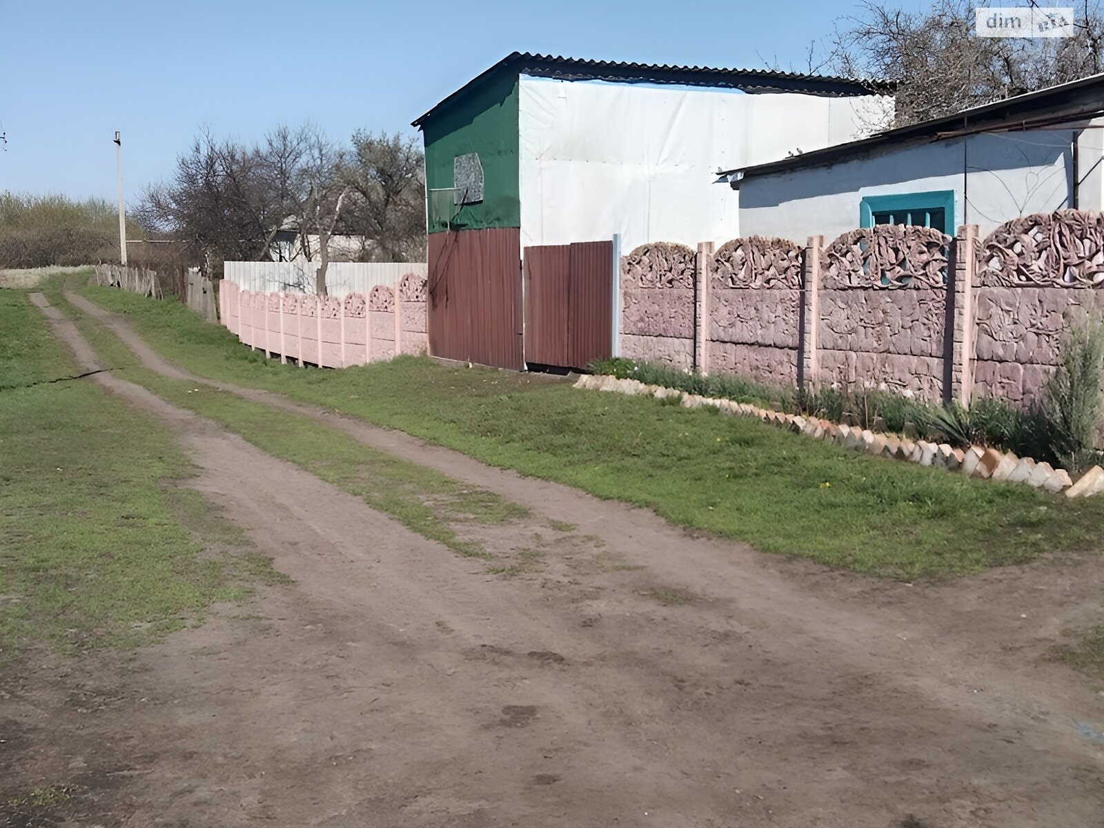 одноэтажный дом с гаражом, 55 кв. м, кирпич саманный. Продажа в Красном район Центр фото 1 одноэтажный дом с гаражом, 55 кв. м, кирпич саманный. Продажа в Красном район Центр фото 1