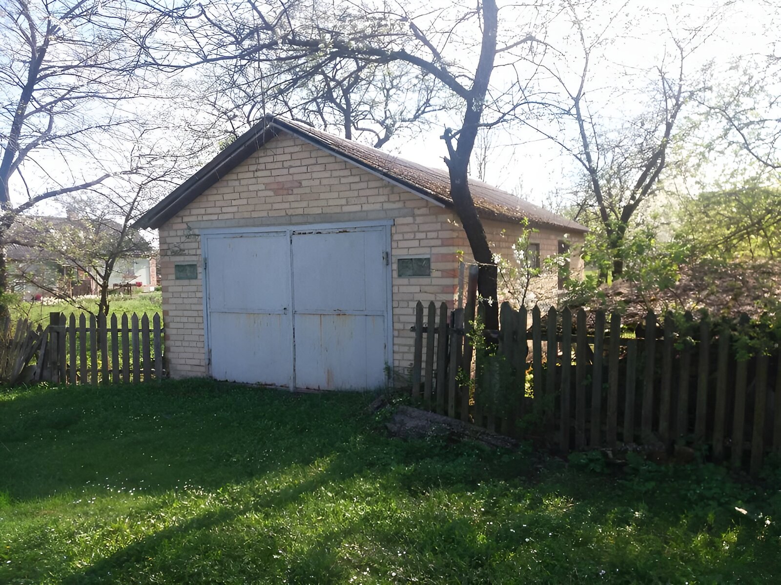 одноэтажный дом с гаражом, 70 кв. м, сруб. Продажа в Кречеве фото 1 одноэтажный дом с гаражом, 70 кв. м, сруб. Продажа в Кречеве фото 1