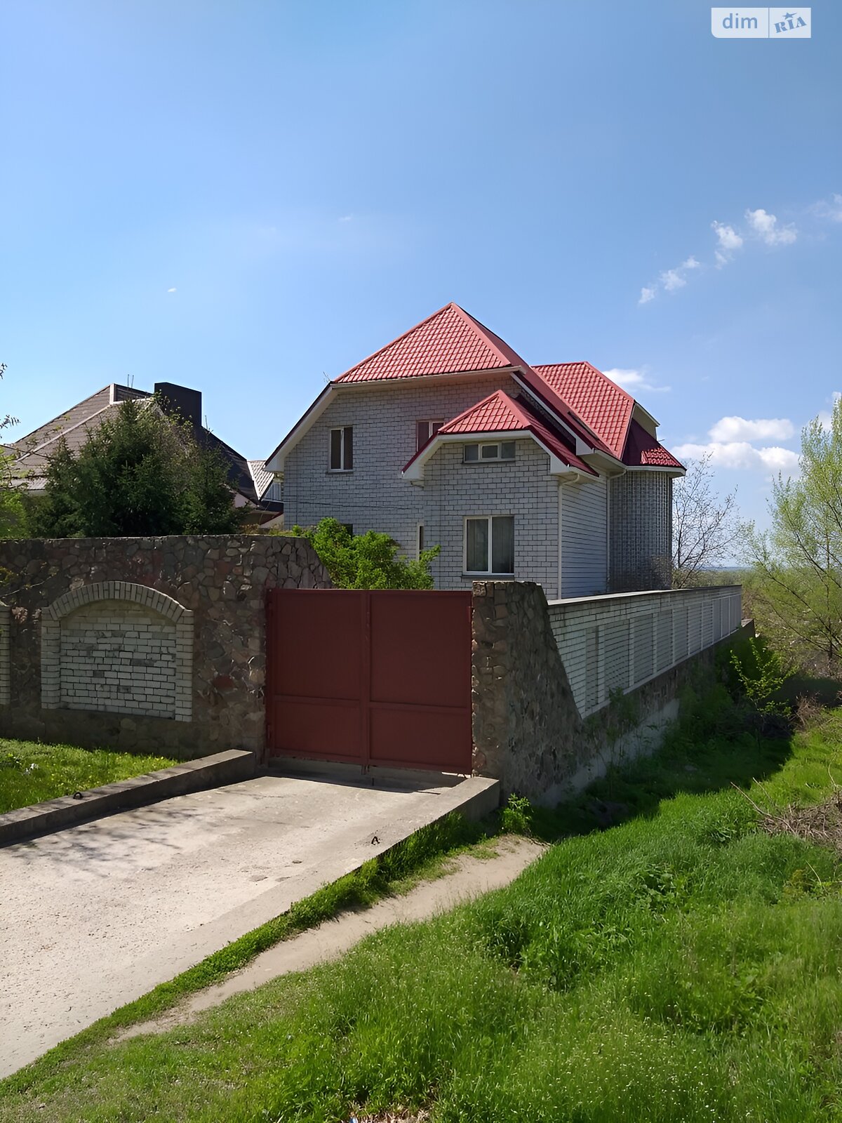 двоповерховий будинок, 350 кв. м, блочно-цегляний. Продаж в Кременчуку, район Автозаводський фото 1 двоповерховий будинок, 350 кв. м, блочно-цегляний. Продаж в Кременчуку, район Автозаводський фото 1