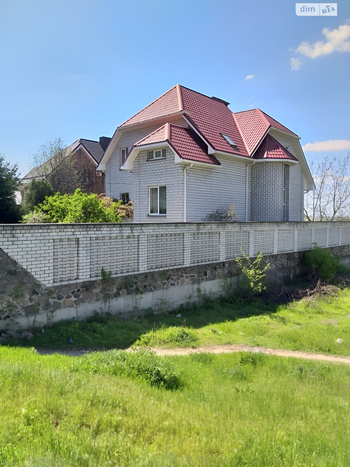 двоповерховий будинок, 350 кв. м, блочно-цегляний. Продаж в Кременчуку, район Автозаводський фото 1 двоповерховий будинок, 350 кв. м, блочно-цегляний. Продаж в Кременчуку, район Автозаводський фото 1