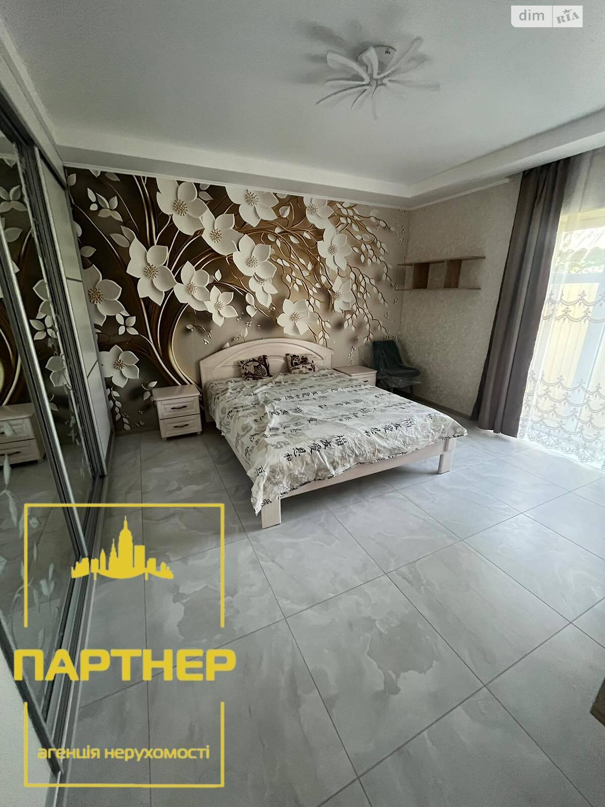 двухэтажный дом с гаражом, 150 кв. м, кирпич. Продажа в Кременчуге район Автозаводской фото 1 двухэтажный дом с гаражом, 150 кв. м, кирпич. Продажа в Кременчуге район Автозаводской фото 1