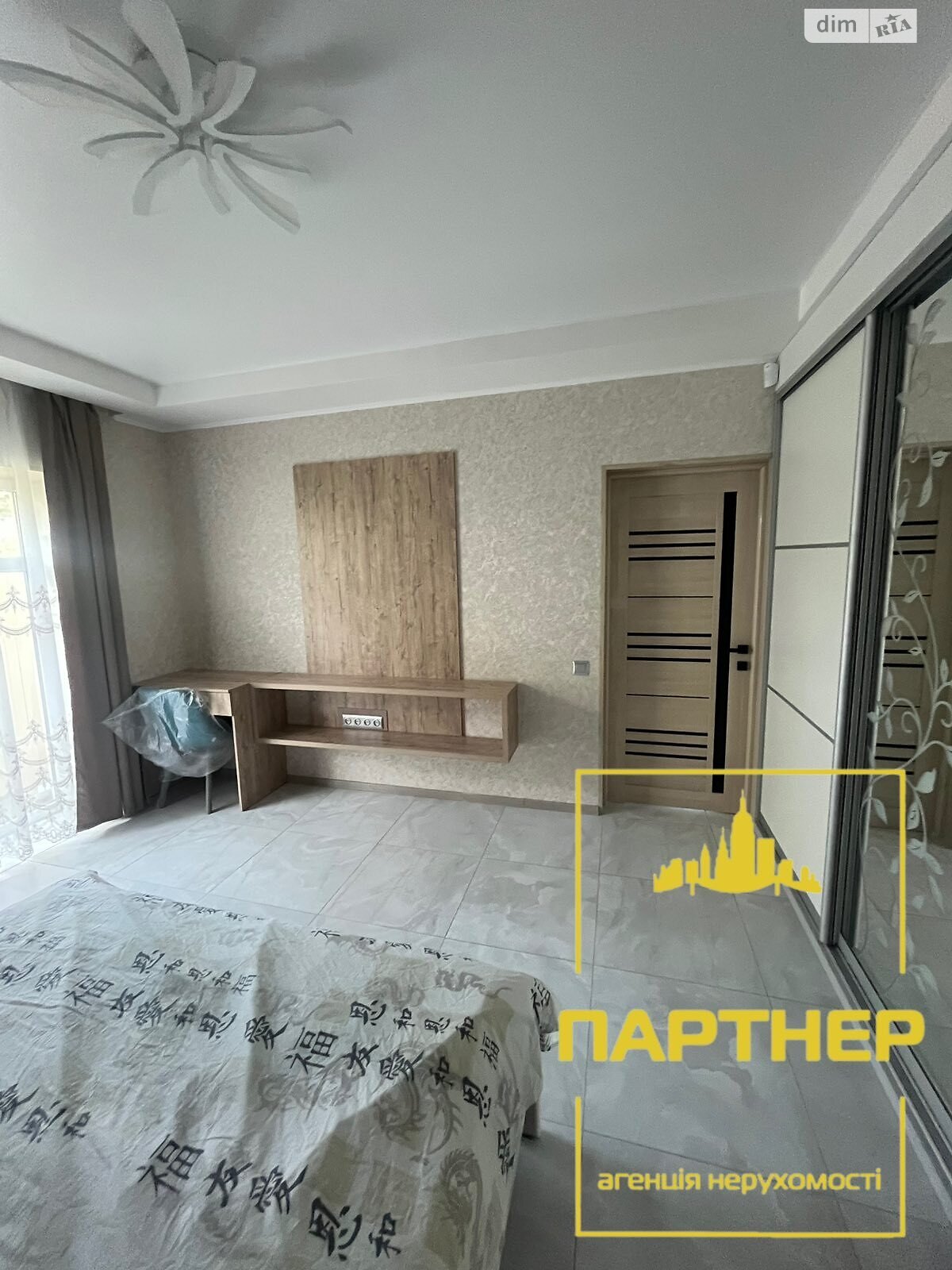 двухэтажный дом с гаражом, 150 кв. м, кирпич. Продажа в Кременчуге район Автозаводской фото 1 двухэтажный дом с гаражом, 150 кв. м, кирпич. Продажа в Кременчуге район Автозаводской фото 1