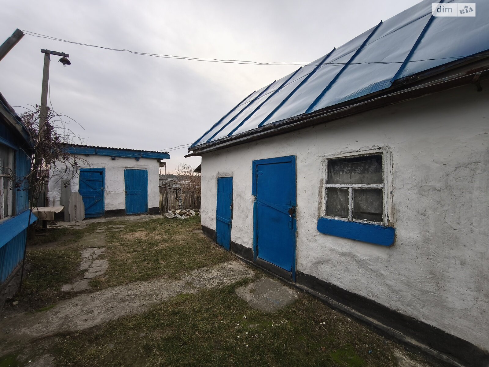 одноэтажный дом с отоплением, 35 кв. м, глинобитный. Продажа в Кременчуге район Автозаводской фото 1 одноэтажный дом с отоплением, 35 кв. м, глинобитный. Продажа в Кременчуге район Автозаводской фото 1