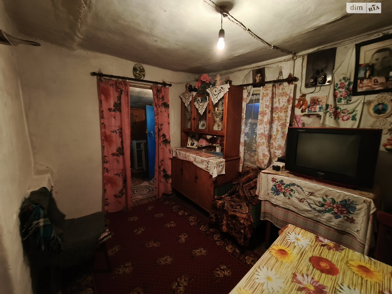 одноэтажный дом с отоплением, 35 кв. м, глинобитный. Продажа в Кременчуге район Автозаводской фото 1 одноэтажный дом с отоплением, 35 кв. м, глинобитный. Продажа в Кременчуге район Автозаводской фото 1