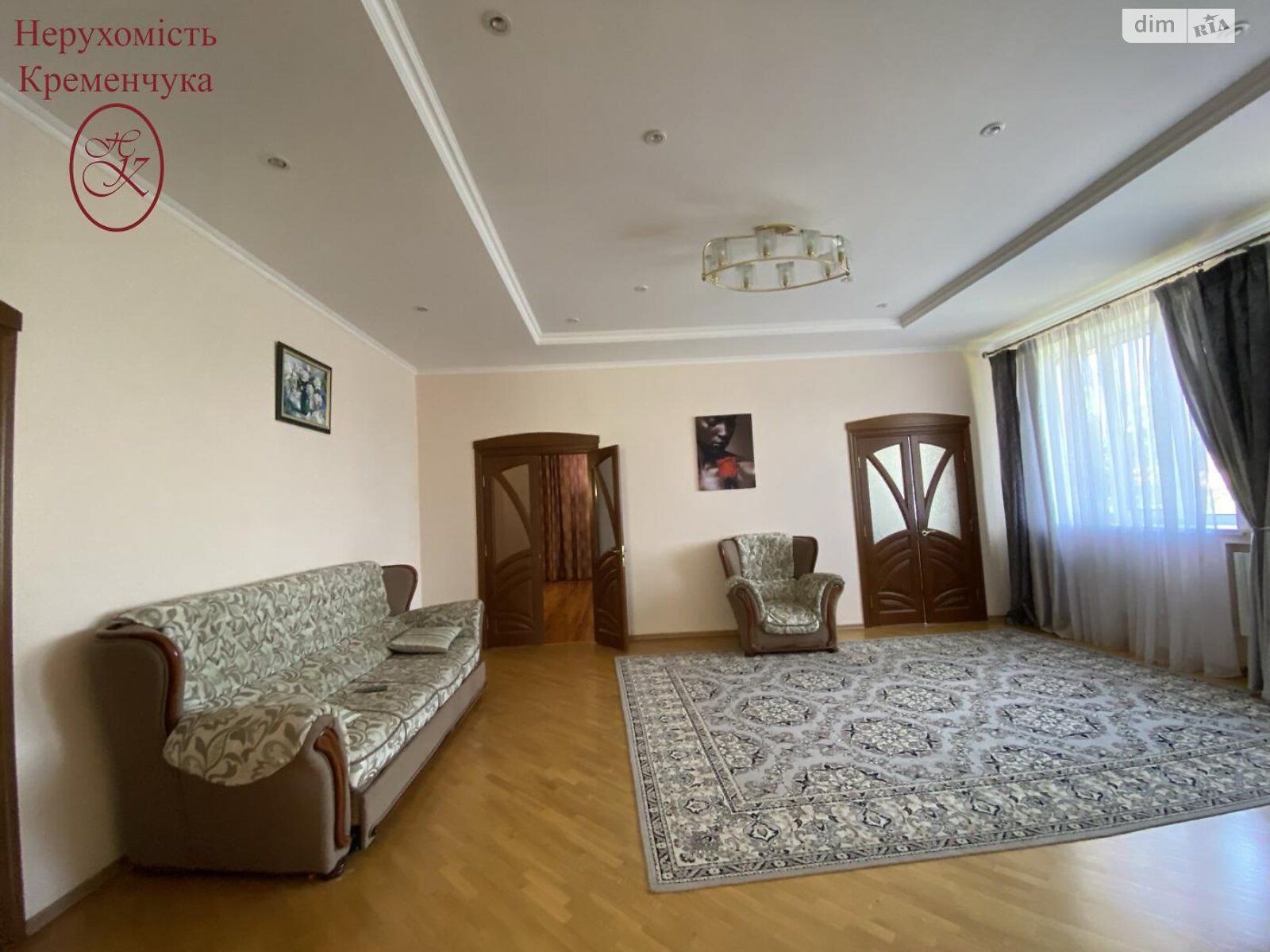 двоповерховий будинок, 317.3 кв. м, кирпич. Продаж в Кременчуку, район Кременчук фото 1 двоповерховий будинок, 317.3 кв. м, кирпич. Продаж в Кременчуку, район Кременчук фото 1