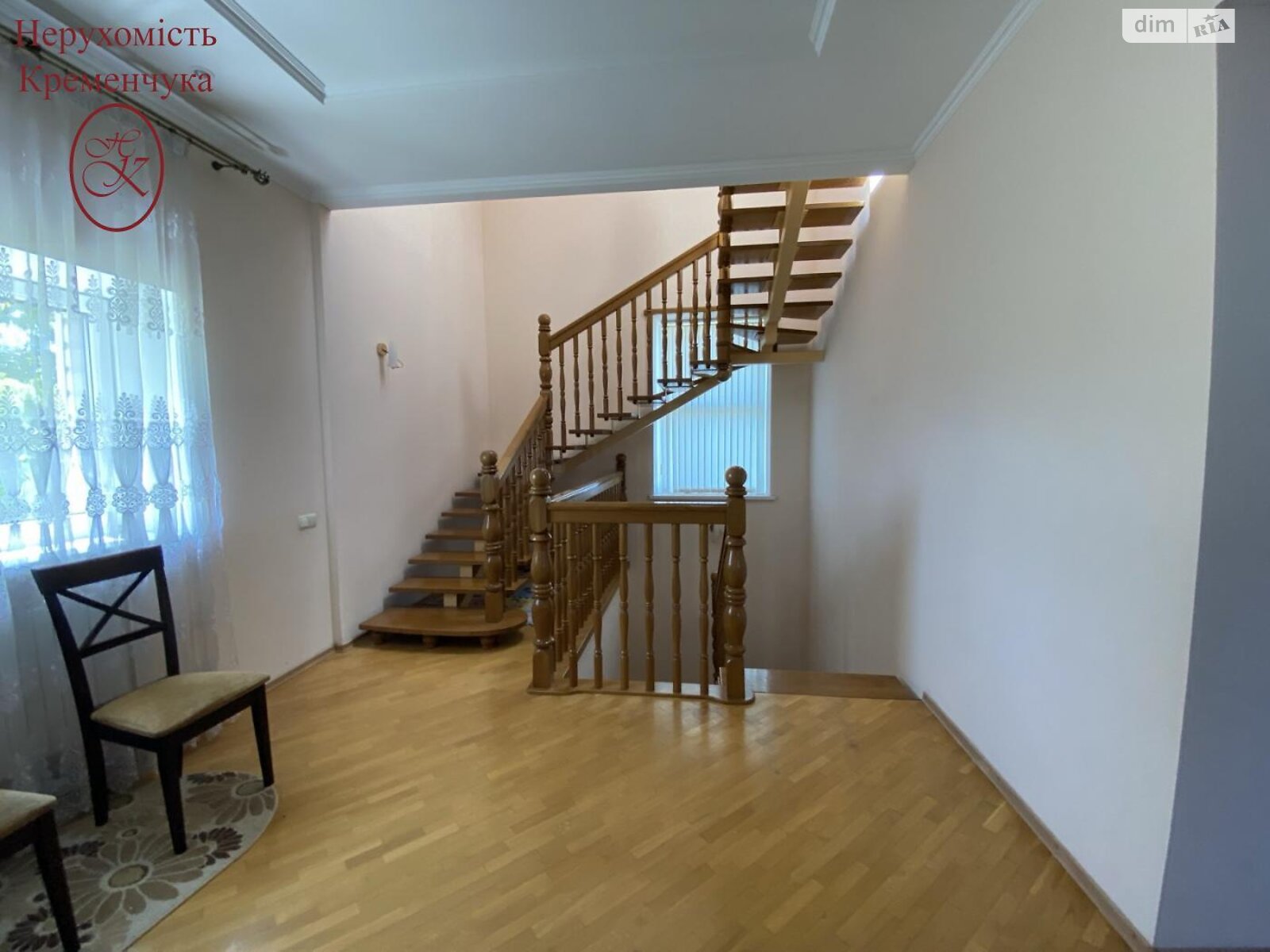 двоповерховий будинок, 317.3 кв. м, кирпич. Продаж в Кременчуку, район Кременчук фото 1 двоповерховий будинок, 317.3 кв. м, кирпич. Продаж в Кременчуку, район Кременчук фото 1