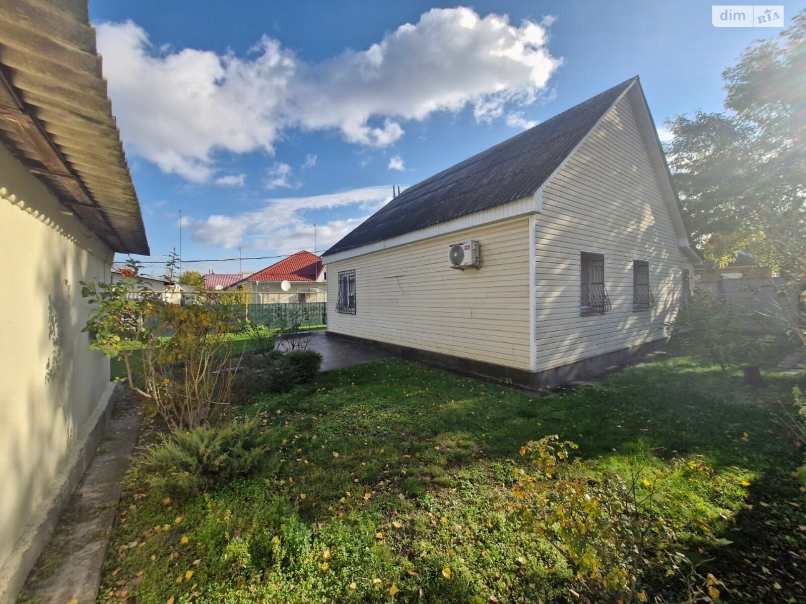 одноэтажный дом с гаражом, 82.7 кв. м, кирпич. Продажа в Кременчуге район Крюков фото 1