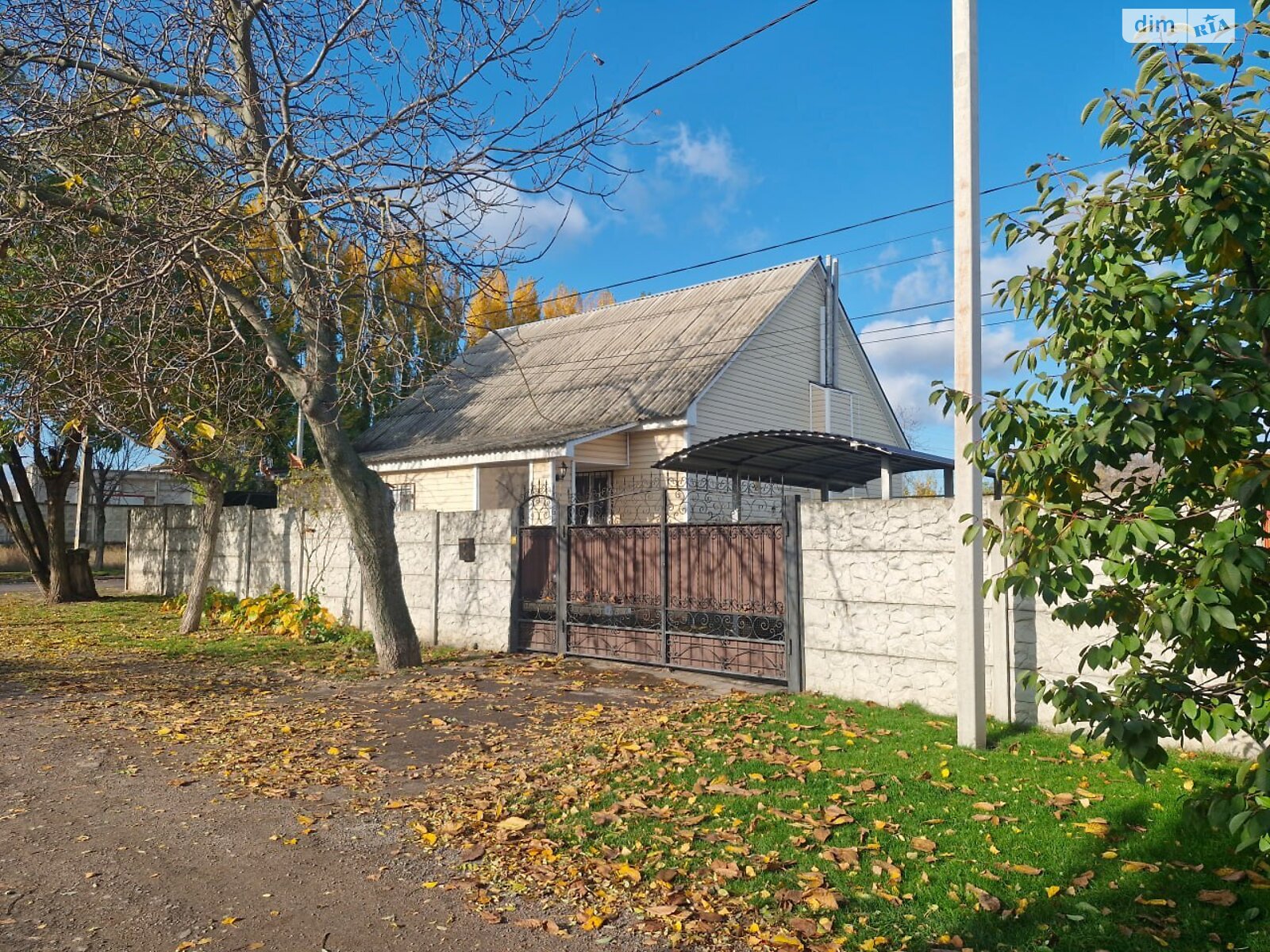 одноэтажный дом с гаражом, 82.7 кв. м, кирпич. Продажа в Кременчуге район Крюков фото 1