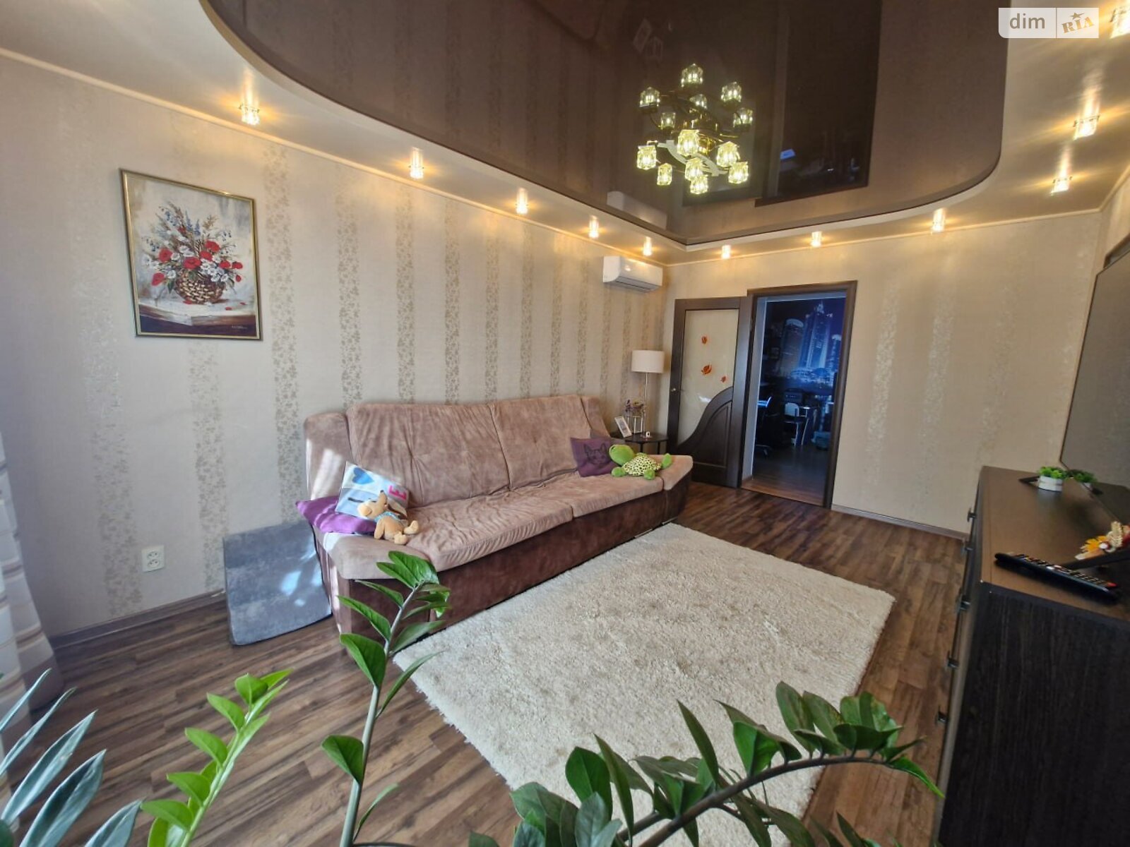 одноэтажный дом с гаражом, 82.7 кв. м, кирпич. Продажа в Кременчуге район Крюков фото 1