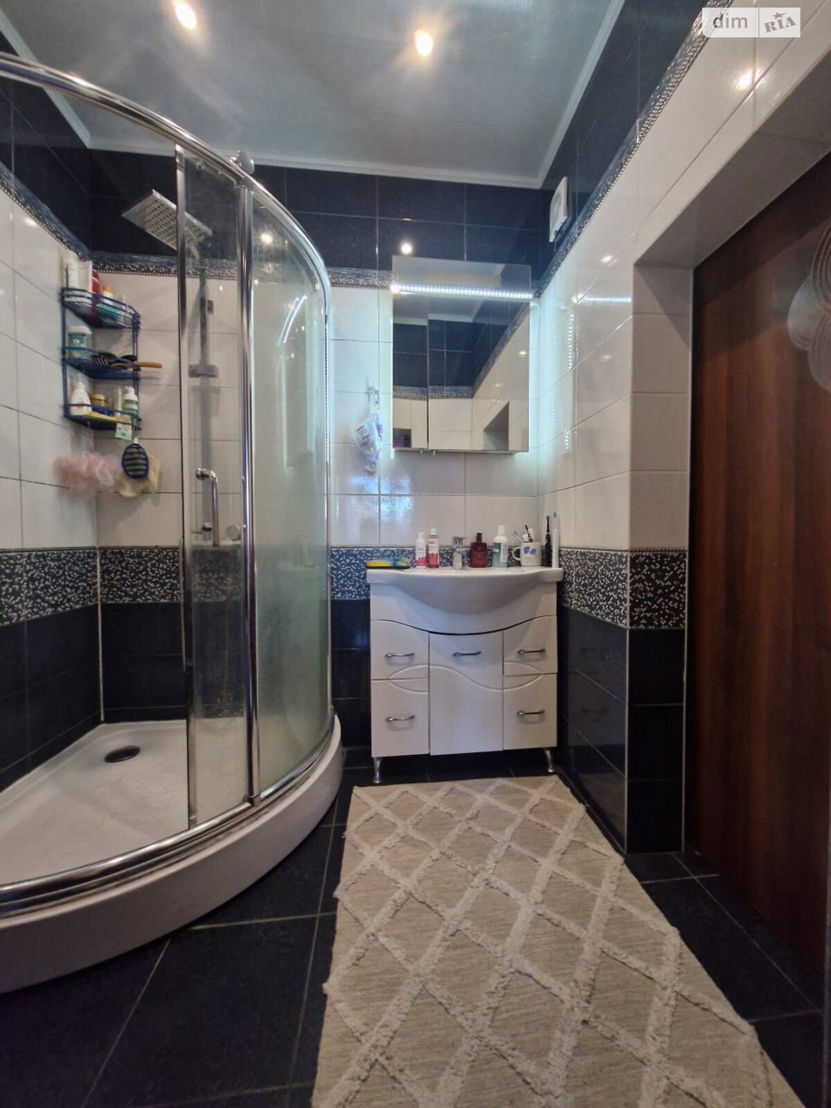 одноэтажный дом с гаражом, 82.7 кв. м, кирпич. Продажа в Кременчуге район Крюков фото 1