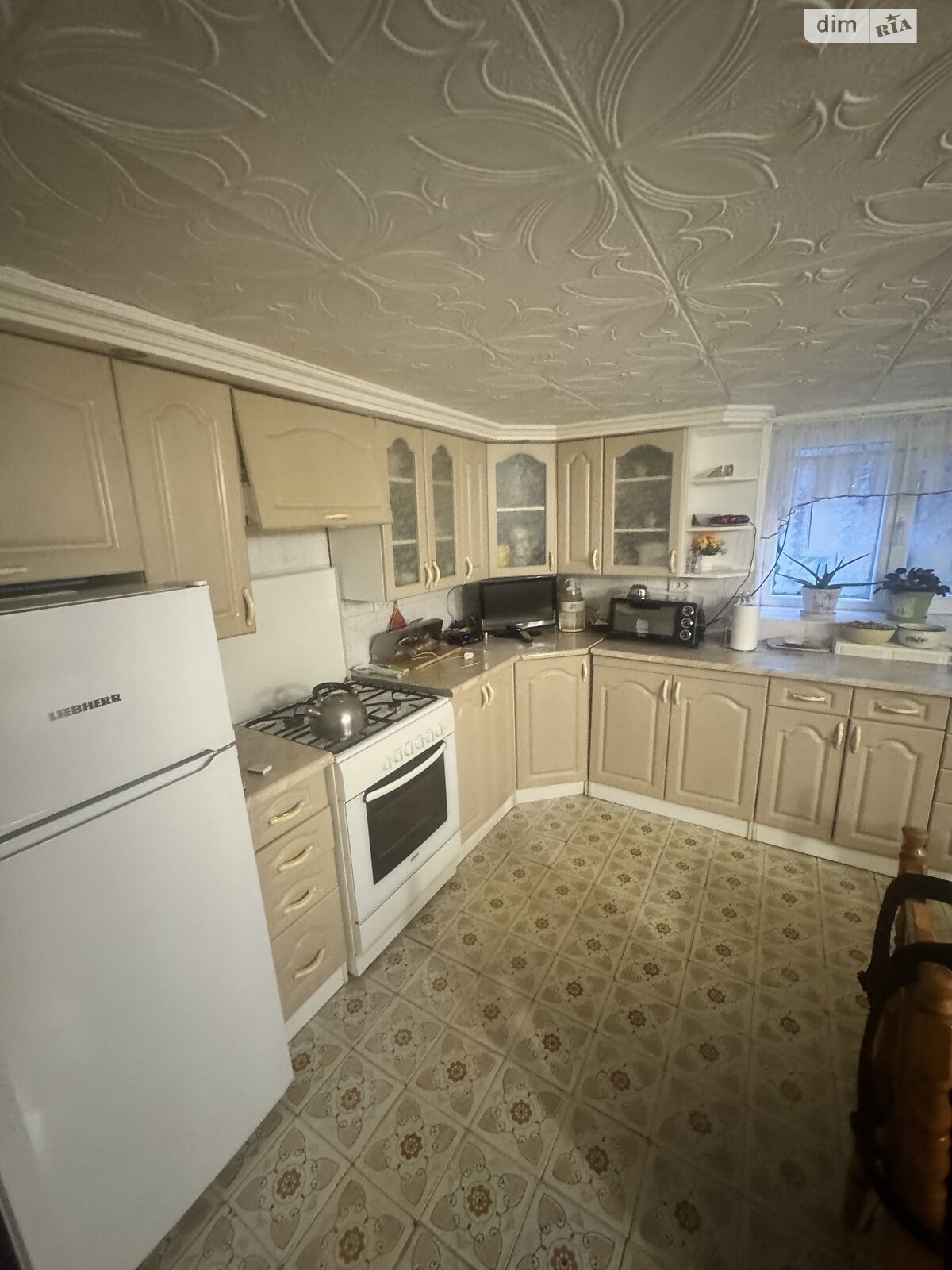 трехэтажный дом с гаражом, 183.2 кв. м, кирпич. Продажа в Кременце район Кременец фото 1 трехэтажный дом с гаражом, 183.2 кв. м, кирпич. Продажа в Кременце район Кременец фото 1