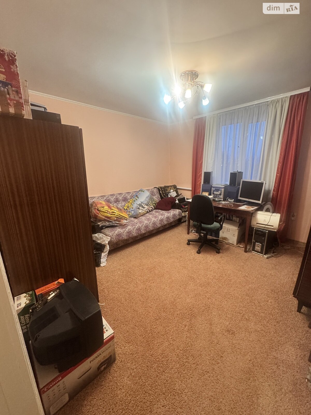 трехэтажный дом с гаражом, 183.2 кв. м, кирпич. Продажа в Кременце район Кременец фото 1 трехэтажный дом с гаражом, 183.2 кв. м, кирпич. Продажа в Кременце район Кременец фото 1