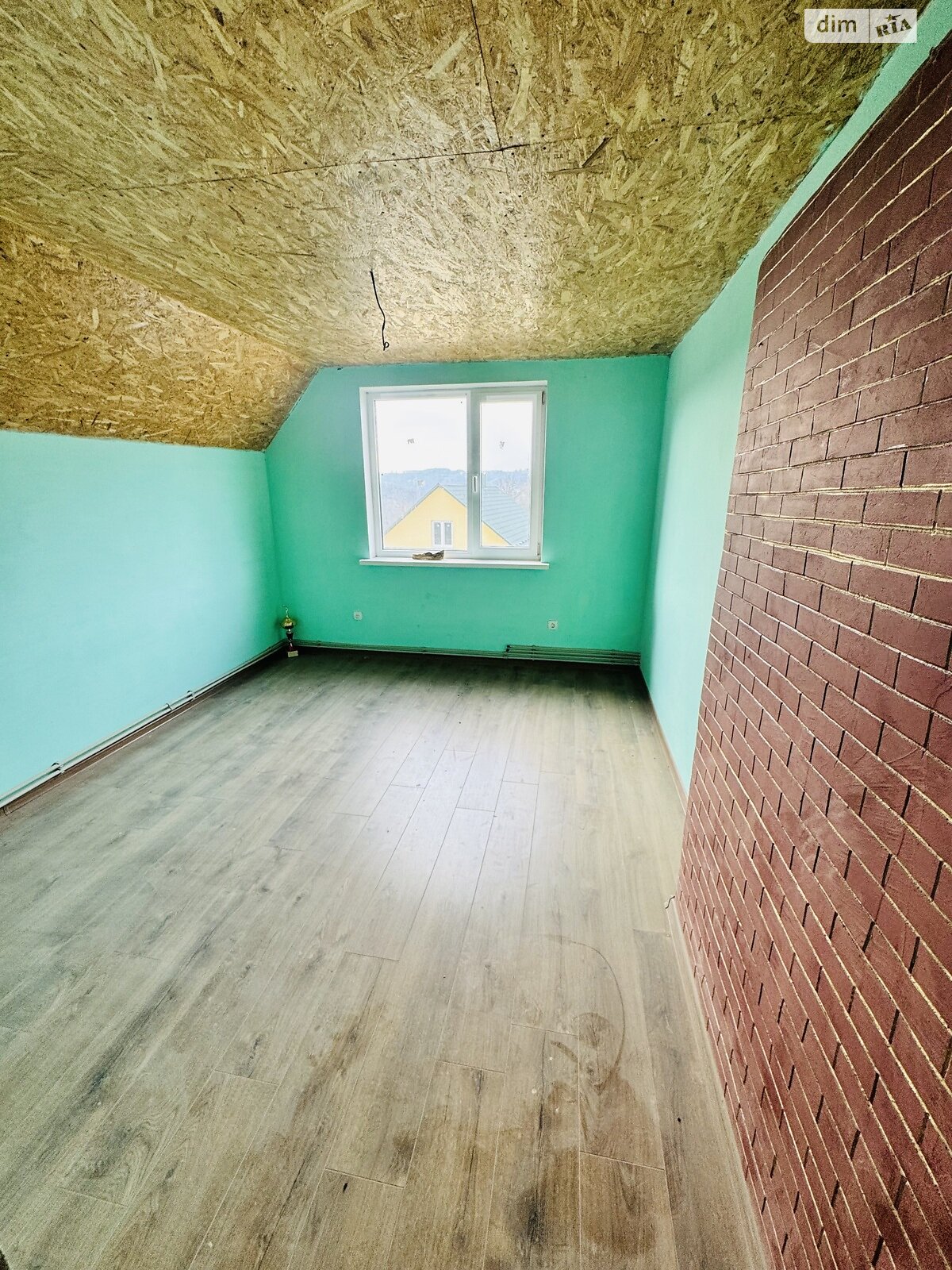 триповерховий будинок з верандою, 180 кв. м, кирпич. Продаж в Кременці, район Кременець фото 1 триповерховий будинок з верандою, 180 кв. м, кирпич. Продаж в Кременці, район Кременець фото 1