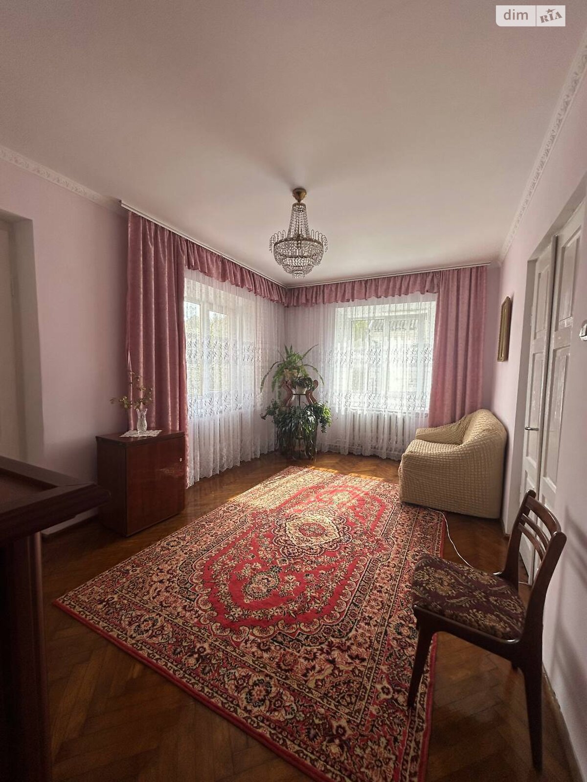 двухэтажный дом с ремонтом, 171.5 кв. м, кирпич. Продажа в Кременце фото 1 двухэтажный дом с ремонтом, 171.5 кв. м, кирпич. Продажа в Кременце фото 1
