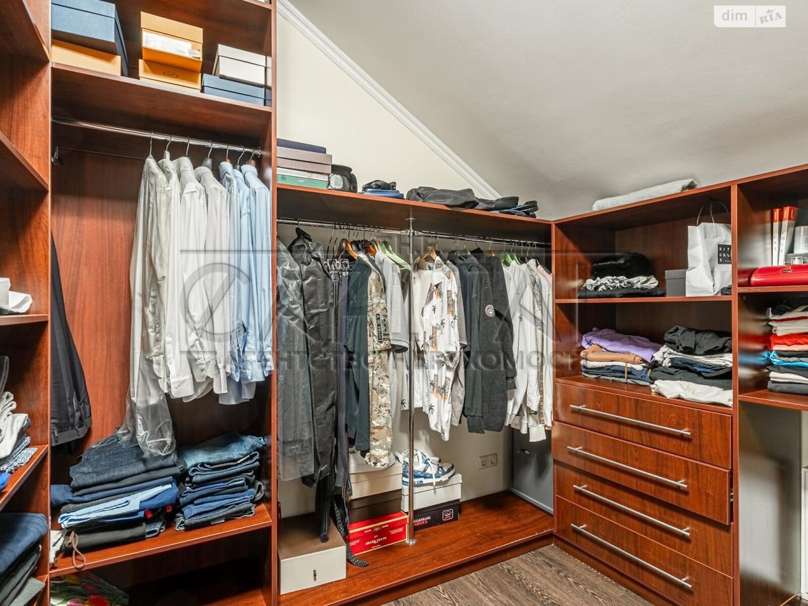 двоповерховий будинок з гаражем, 270 кв. м, цегла. Продаж у Кременищі фото 1 двоповерховий будинок з гаражем, 270 кв. м, цегла. Продаж у Кременищі фото 1