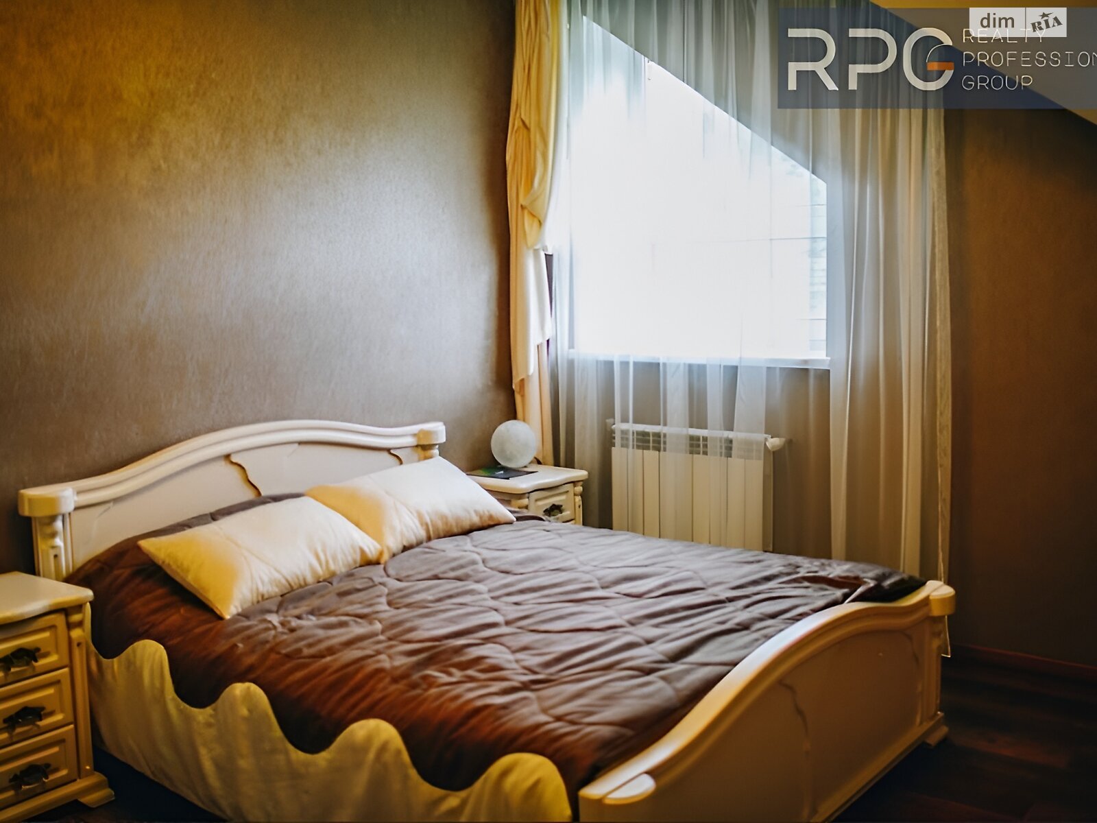 двухэтажный дом с верандой, 395 кв. м, кирпич. Продажа в Кременище фото 1 двухэтажный дом с верандой, 395 кв. м, кирпич. Продажа в Кременище фото 1