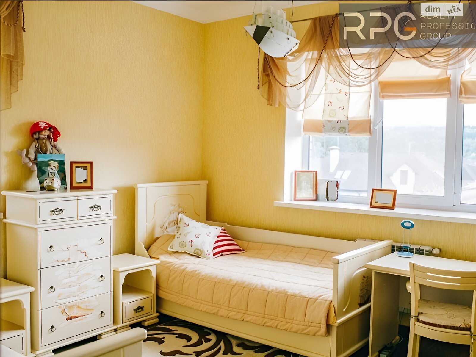 двухэтажный дом с верандой, 395 кв. м, кирпич. Продажа в Кременище фото 1 двухэтажный дом с верандой, 395 кв. м, кирпич. Продажа в Кременище фото 1