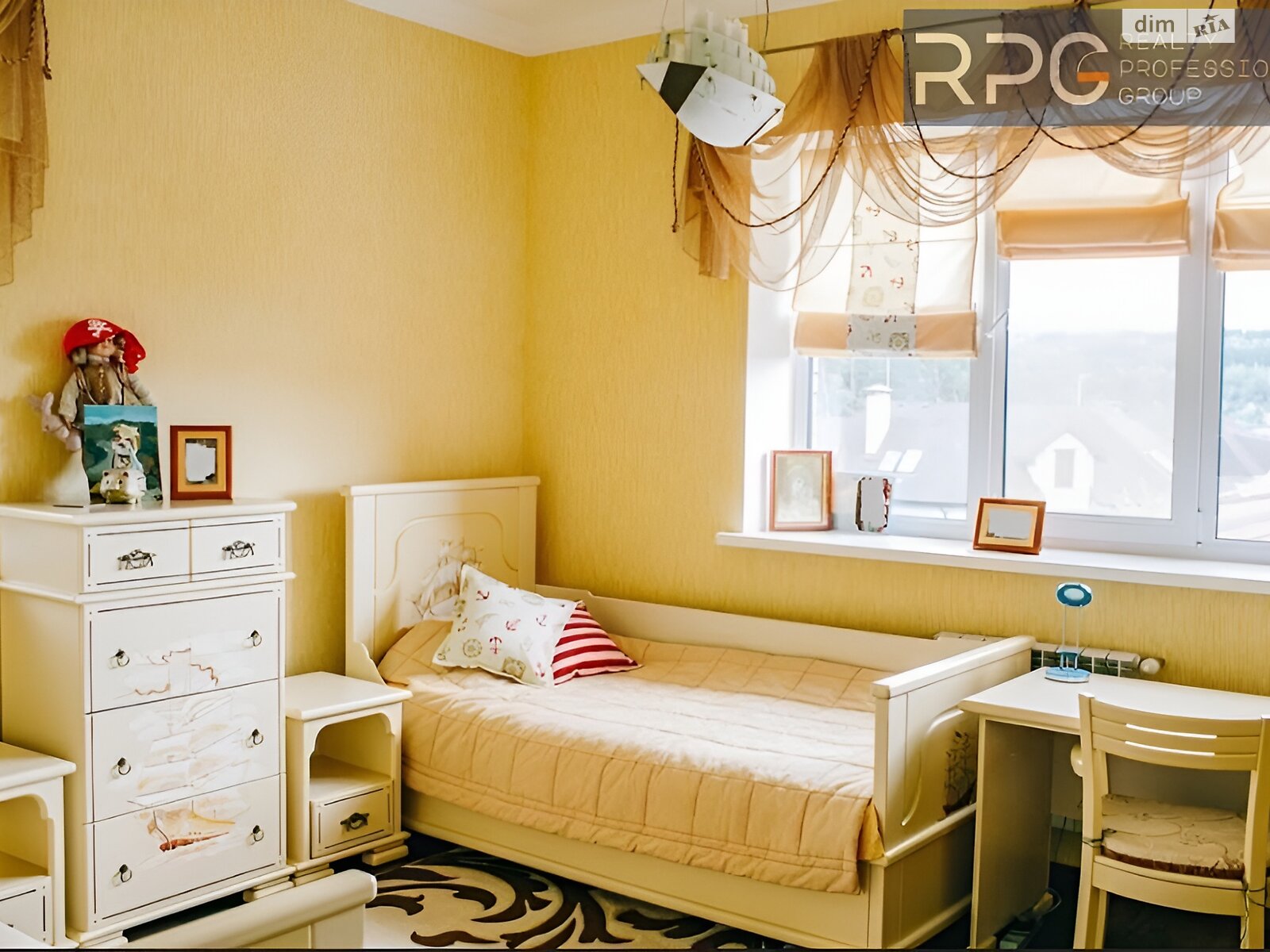 двухэтажный дом с верандой, 395 кв. м, кирпич. Продажа в Кременище фото 1 двухэтажный дом с верандой, 395 кв. м, кирпич. Продажа в Кременище фото 1