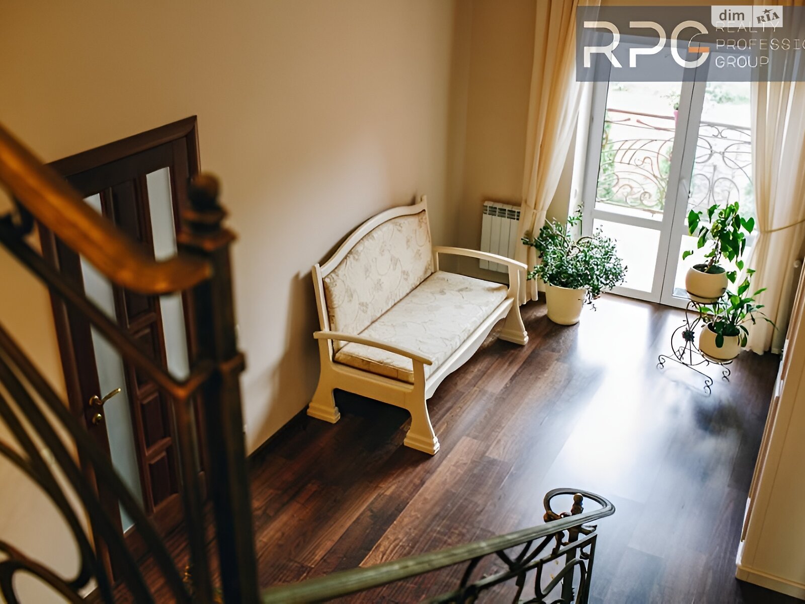 двухэтажный дом с верандой, 395 кв. м, кирпич. Продажа в Кременище фото 1 двухэтажный дом с верандой, 395 кв. м, кирпич. Продажа в Кременище фото 1