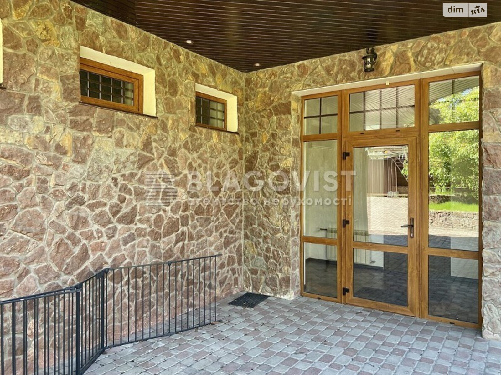 двухэтажный дом, 400 кв. м, кирпич. Продажа в Кременище фото 1