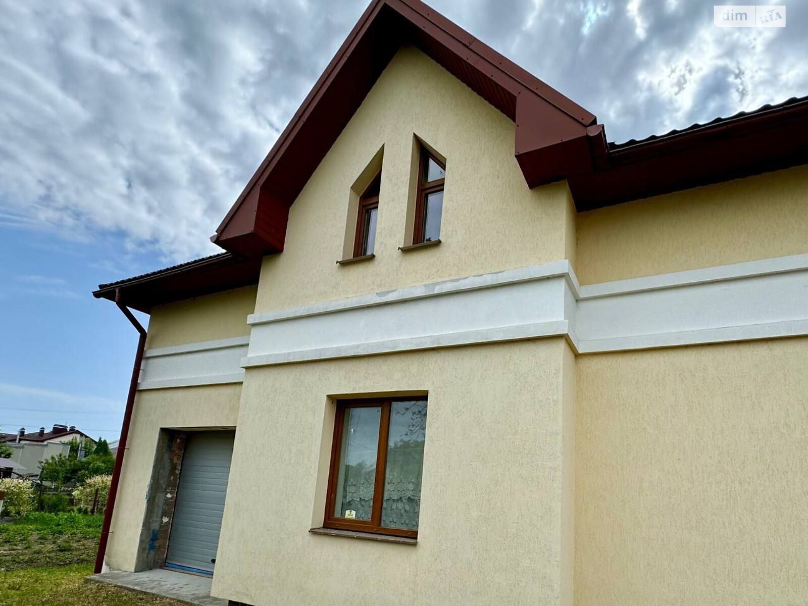 двухэтажный дом с гаражом, 226 кв. м, кирпич. Продажа в Криховцах фото 1 двухэтажный дом с гаражом, 226 кв. м, кирпич. Продажа в Криховцах фото 1