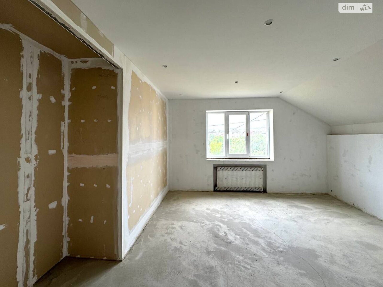 двухэтажный дом с гаражом, 226 кв. м, кирпич. Продажа в Криховцах фото 1 двухэтажный дом с гаражом, 226 кв. м, кирпич. Продажа в Криховцах фото 1