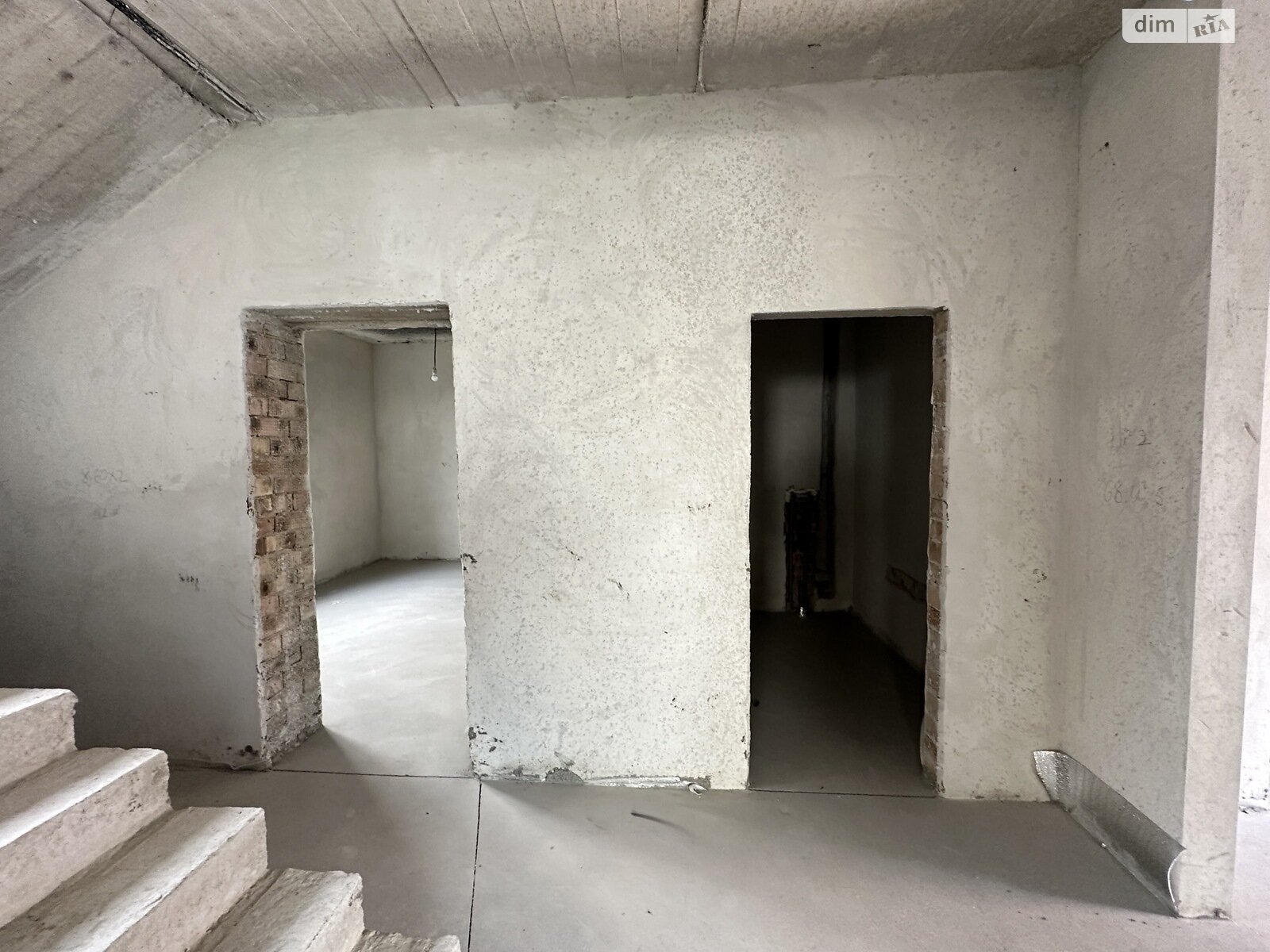 двоповерховий будинок з гаражем, 215 кв. м, цегла. Продаж у Крихівцях фото 1 двоповерховий будинок з гаражем, 215 кв. м, цегла. Продаж у Крихівцях фото 1