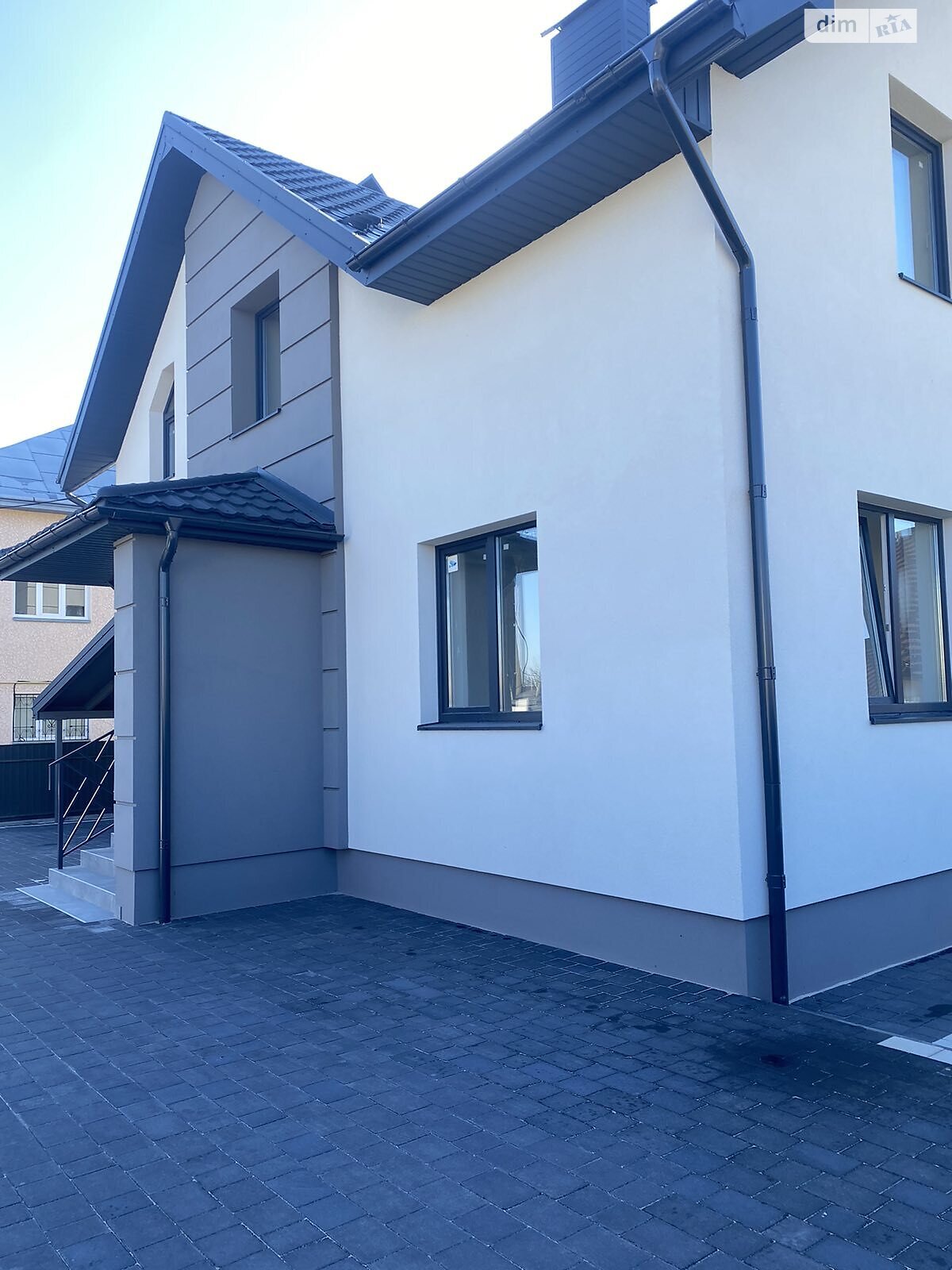 двоповерховий будинок, 220 кв. м, кирпич. Продаж у Крихівцях фото 1 двоповерховий будинок, 220 кв. м, кирпич. Продаж у Крихівцях фото 1