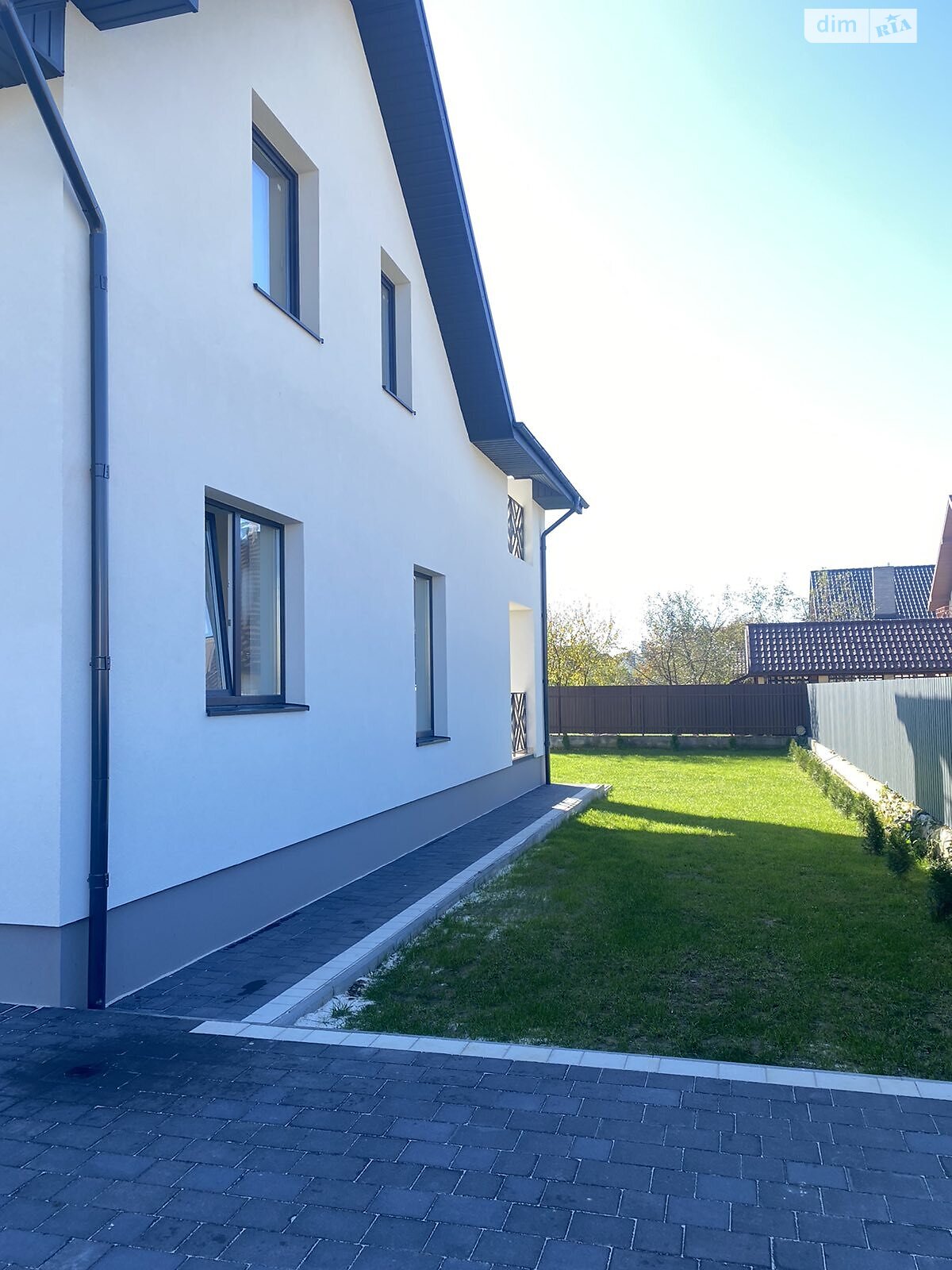 двоповерховий будинок, 220 кв. м, кирпич. Продаж у Крихівцях фото 1 двоповерховий будинок, 220 кв. м, кирпич. Продаж у Крихівцях фото 1