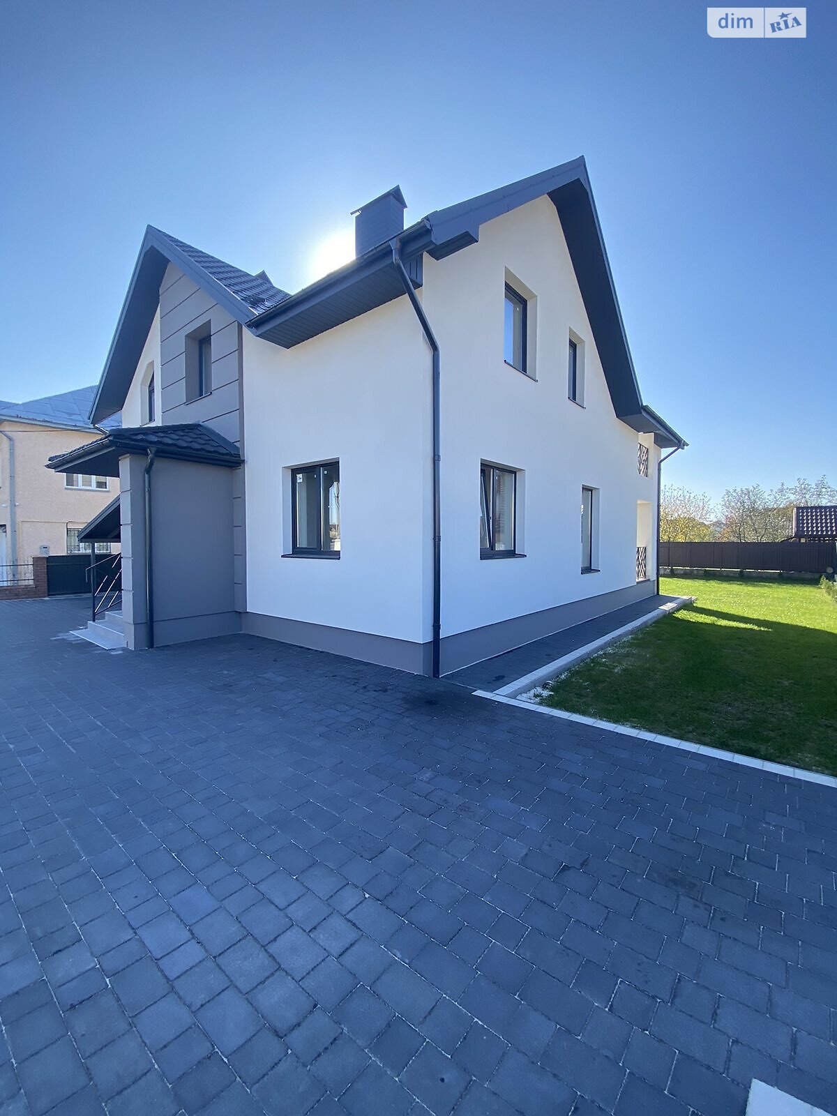 двоповерховий будинок, 220 кв. м, кирпич. Продаж у Крихівцях фото 1 двоповерховий будинок, 220 кв. м, кирпич. Продаж у Крихівцях фото 1