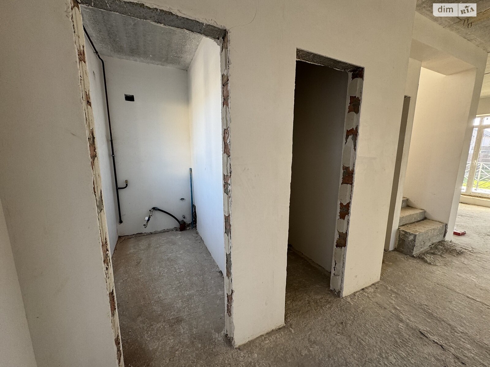 двухэтажный дом, 221 кв. м, кирпич. Продажа в Криховцах фото 1 двухэтажный дом, 221 кв. м, кирпич. Продажа в Криховцах фото 1