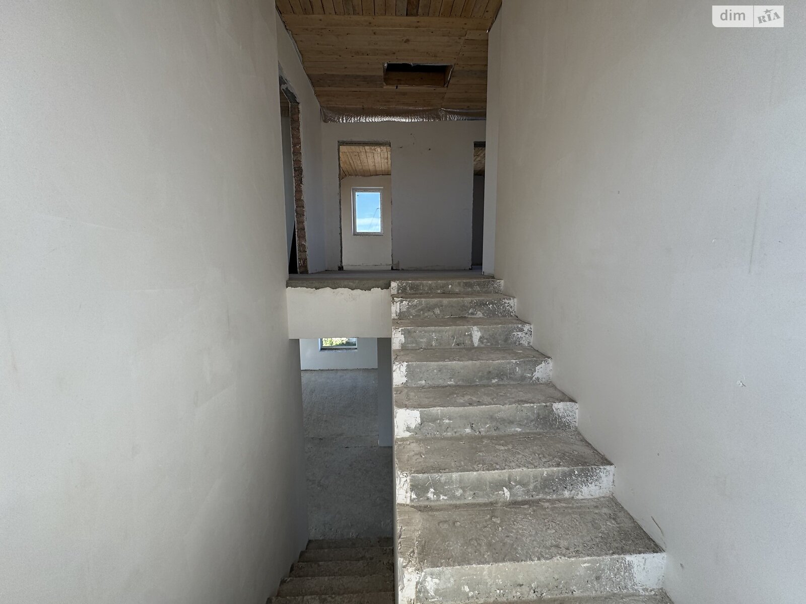 двухэтажный дом, 221 кв. м, кирпич. Продажа в Криховцах фото 1 двухэтажный дом, 221 кв. м, кирпич. Продажа в Криховцах фото 1