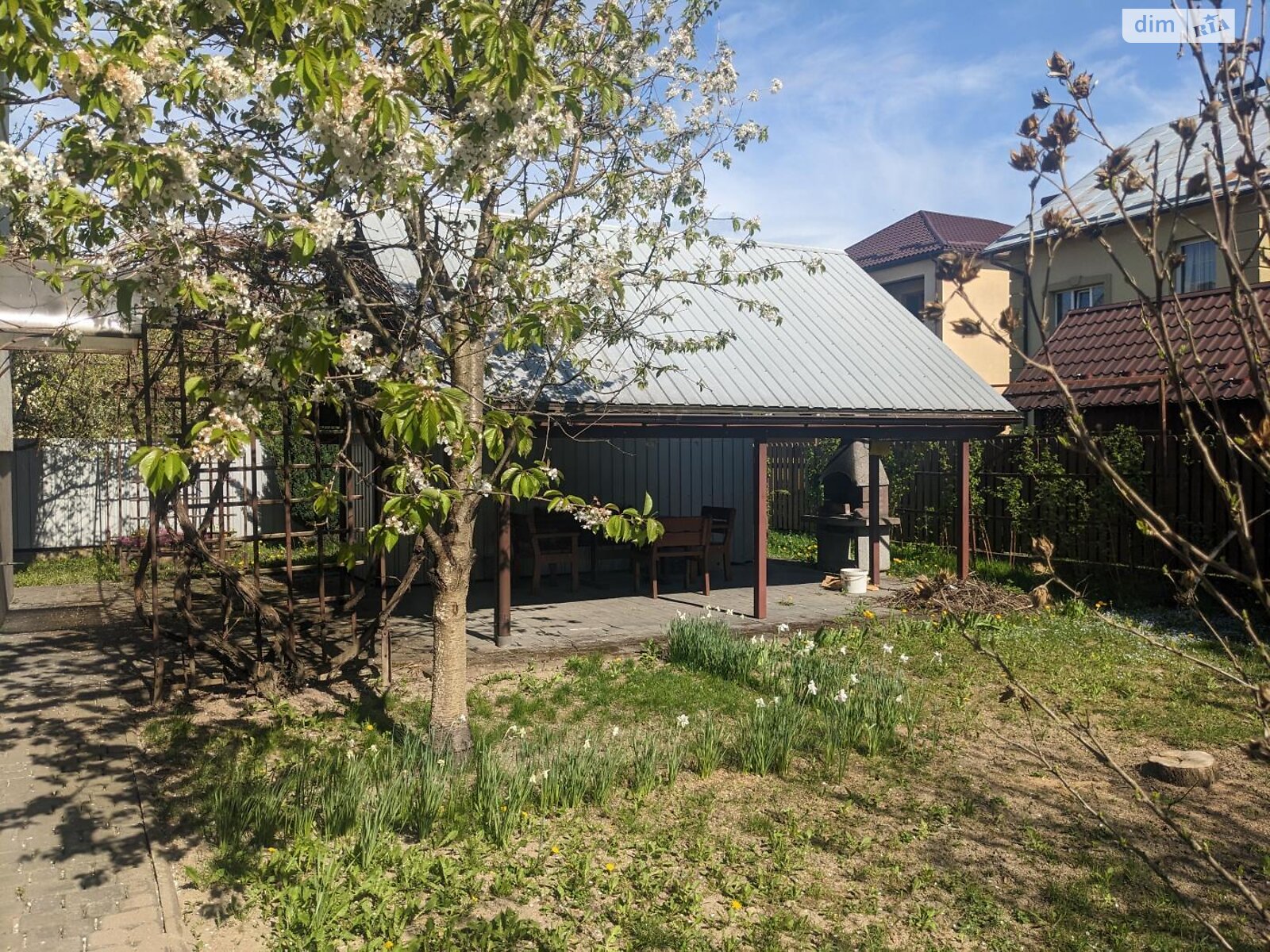 двухэтажный дом, 302.3 кв. м, кирпич. Продажа в Криховцах фото 1 двухэтажный дом, 302.3 кв. м, кирпич. Продажа в Криховцах фото 1