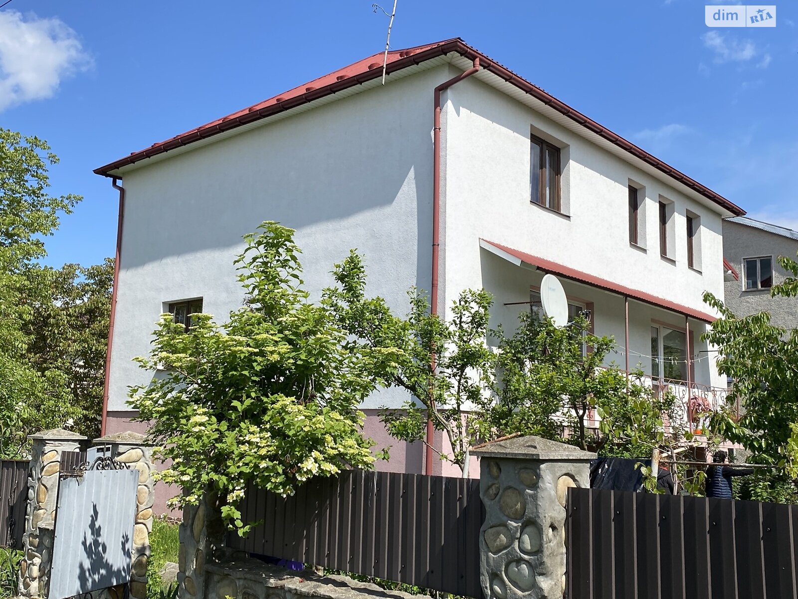двухэтажный дом с гаражом, 280 кв. м, кирпич. Продажа в Криховцах фото 1 двухэтажный дом с гаражом, 280 кв. м, кирпич. Продажа в Криховцах фото 1