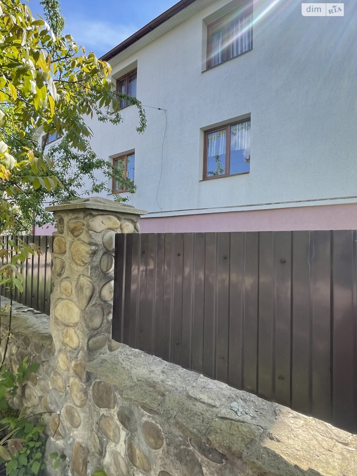двоповерховий будинок з гаражем, 282.4 кв. м, цегла. Продаж у Крихівцях фото 1 двоповерховий будинок з гаражем, 282.4 кв. м, цегла. Продаж у Крихівцях фото 1