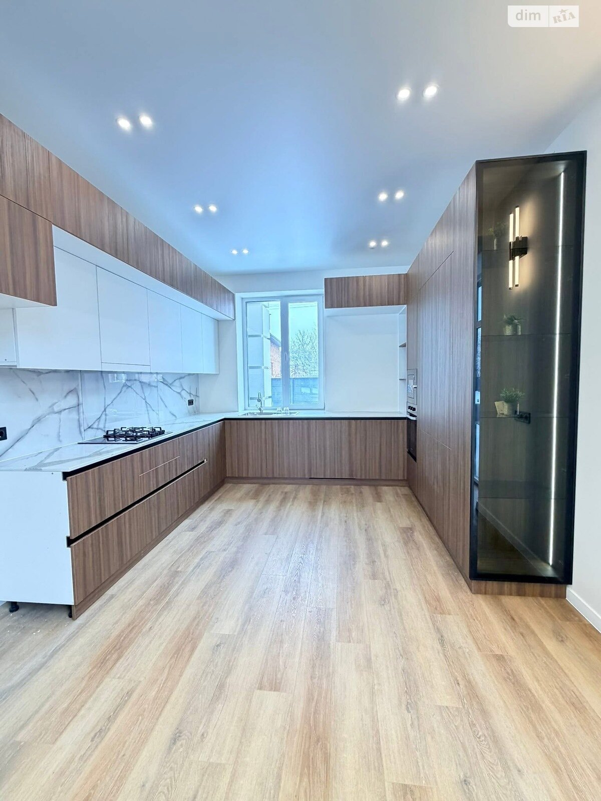 двухэтажный дом, 187.7 кв. м, кирпич. Продажа в Криховцах фото 1 двухэтажный дом, 187.7 кв. м, кирпич. Продажа в Криховцах фото 1