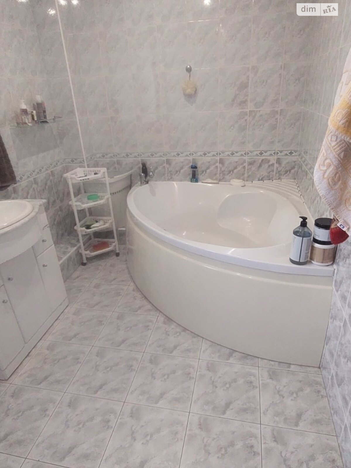 трехэтажный дом, 251 кв. м, кирпич. Продажа в Криховцах фото 1 трехэтажный дом, 251 кв. м, кирпич. Продажа в Криховцах фото 1