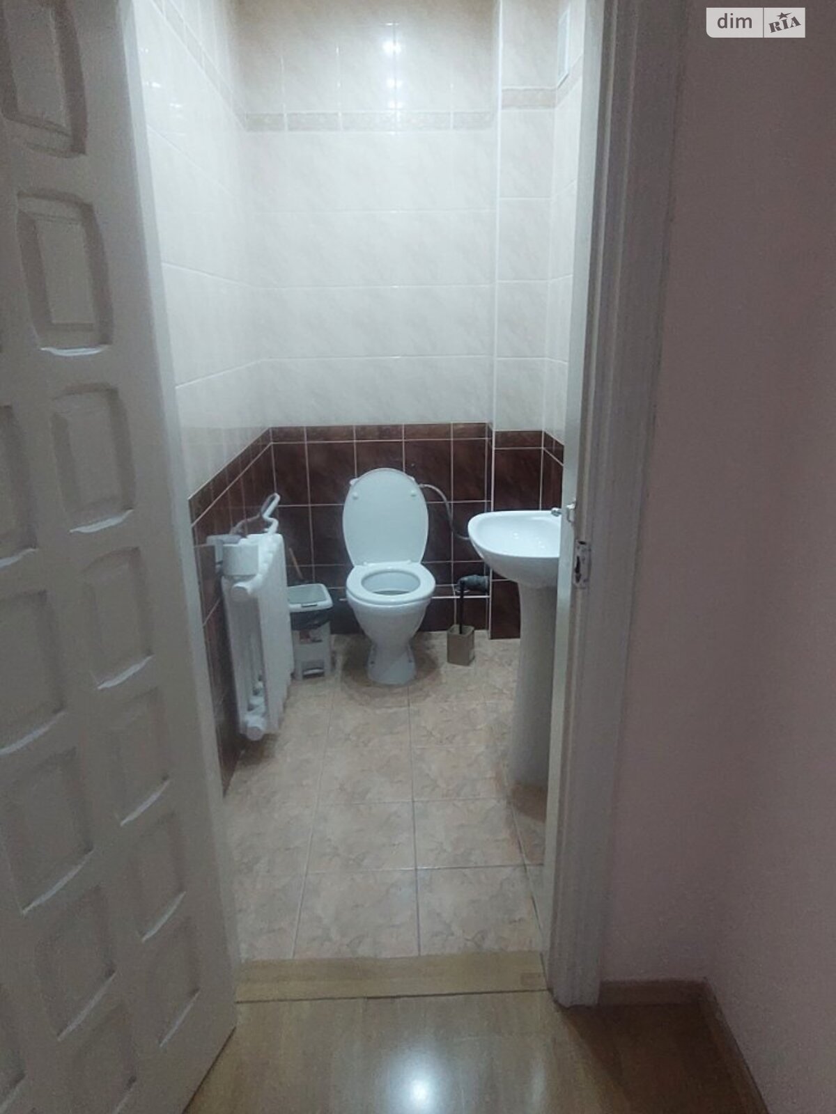 трехэтажный дом, 251 кв. м, кирпич. Продажа в Криховцах фото 1 трехэтажный дом, 251 кв. м, кирпич. Продажа в Криховцах фото 1