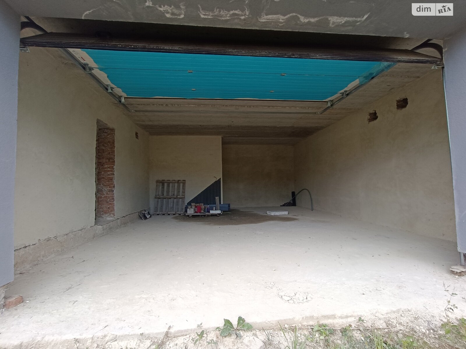 трехэтажный дом, 263 кв. м, кирпич. Продажа в Криховцах фото 1 трехэтажный дом, 263 кв. м, кирпич. Продажа в Криховцах фото 1